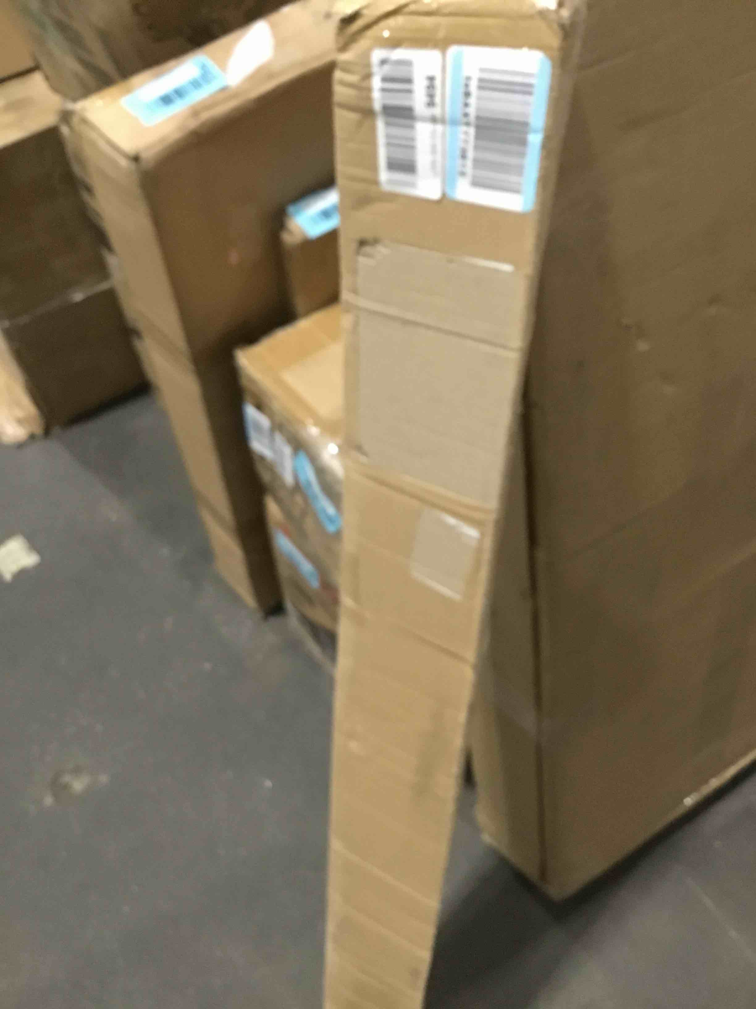 https://s3.amazonaws.com/lotting-images-prod/bidfta/BLU5023970_1689871613756.jpeg