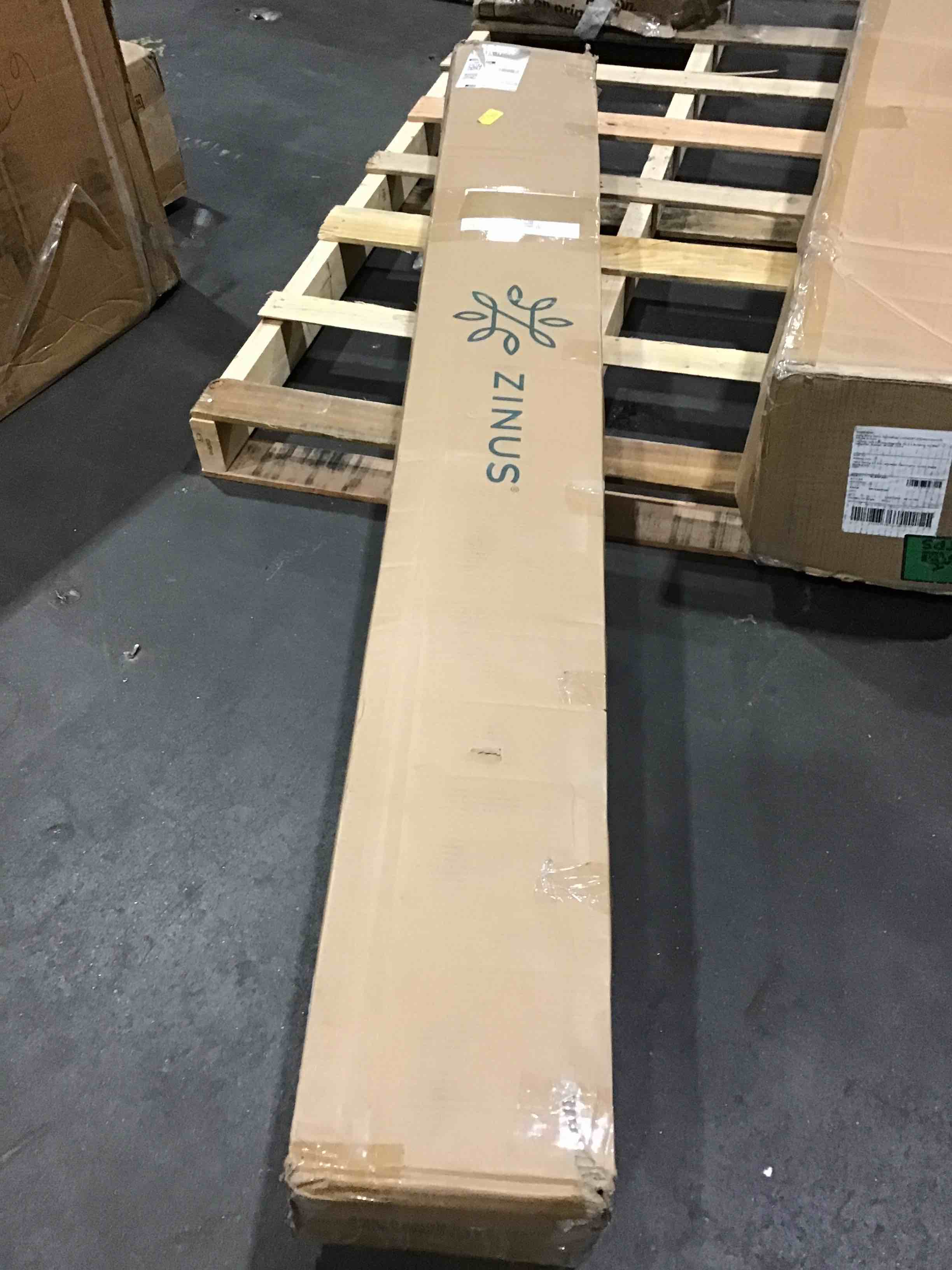 https://s3.amazonaws.com/lotting-images-prod/bidfta/BLU5024288_1690899633173.jpeg