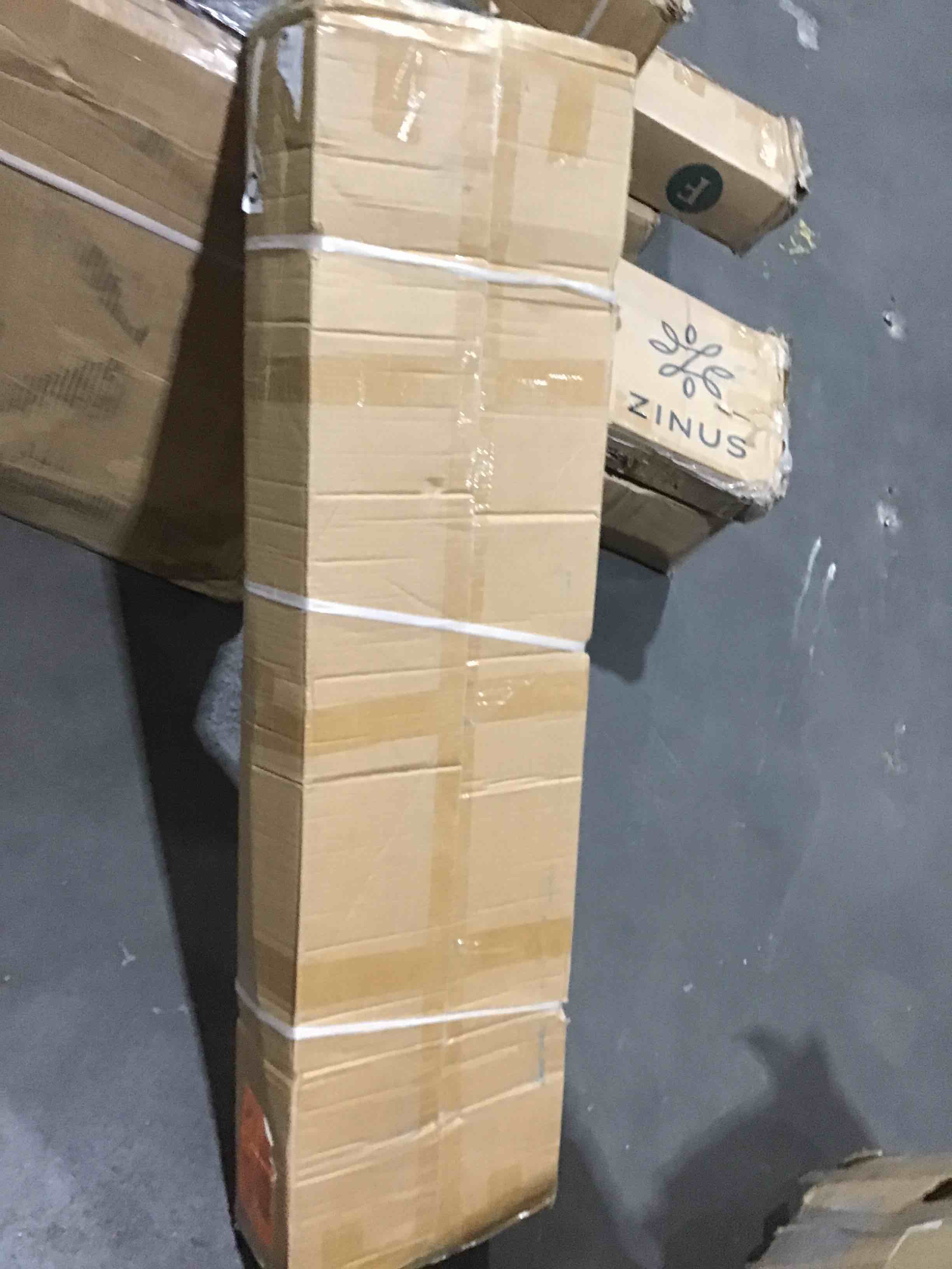 https://s3.amazonaws.com/lotting-images-prod/bidfta/BLU5024293_1690900308209.jpeg