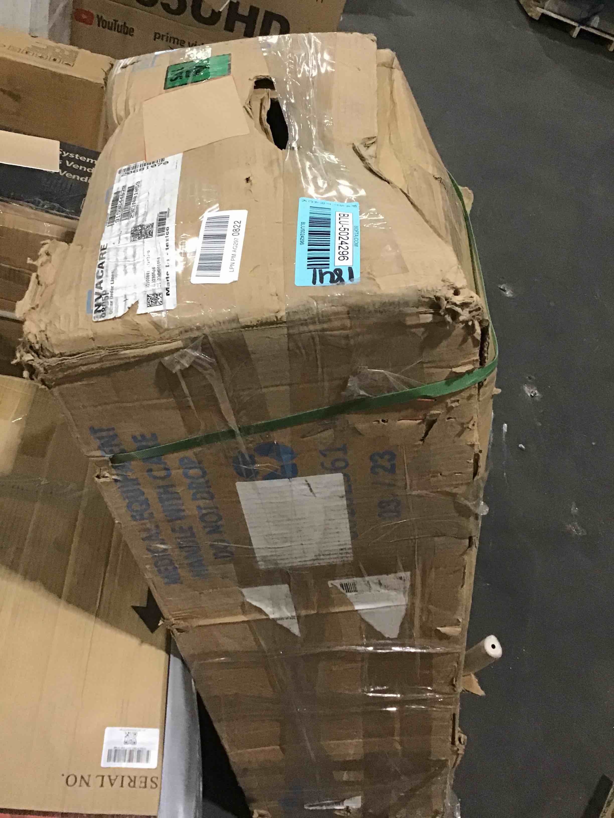 https://s3.amazonaws.com/lotting-images-prod/bidfta/BLU5024296_1690900972407.jpeg
