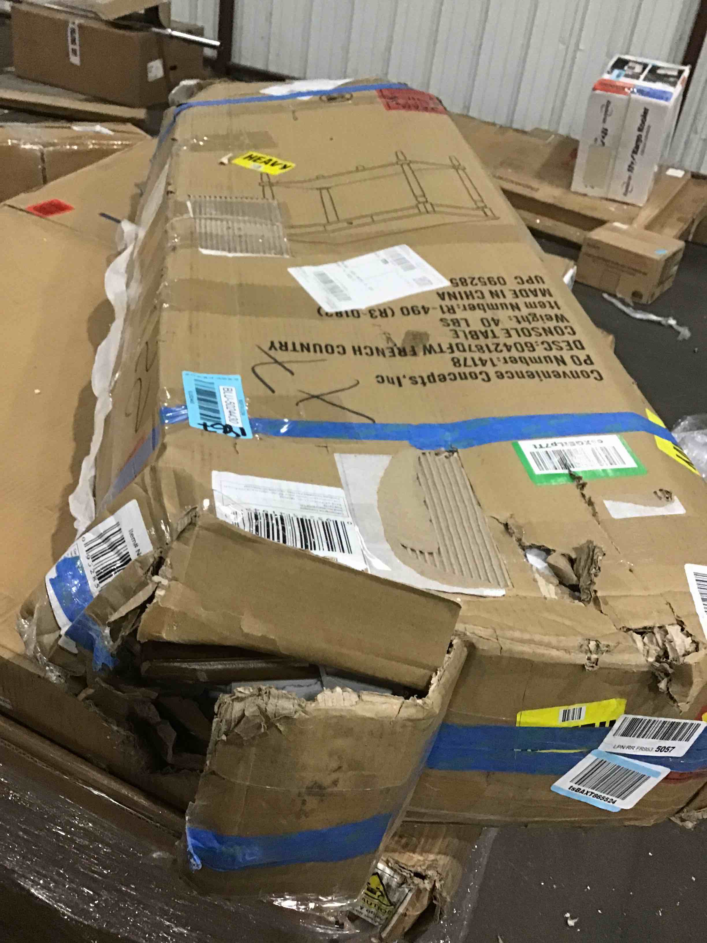 https://s3.amazonaws.com/lotting-images-prod/bidfta/BLU5024430_1691081331005.jpeg