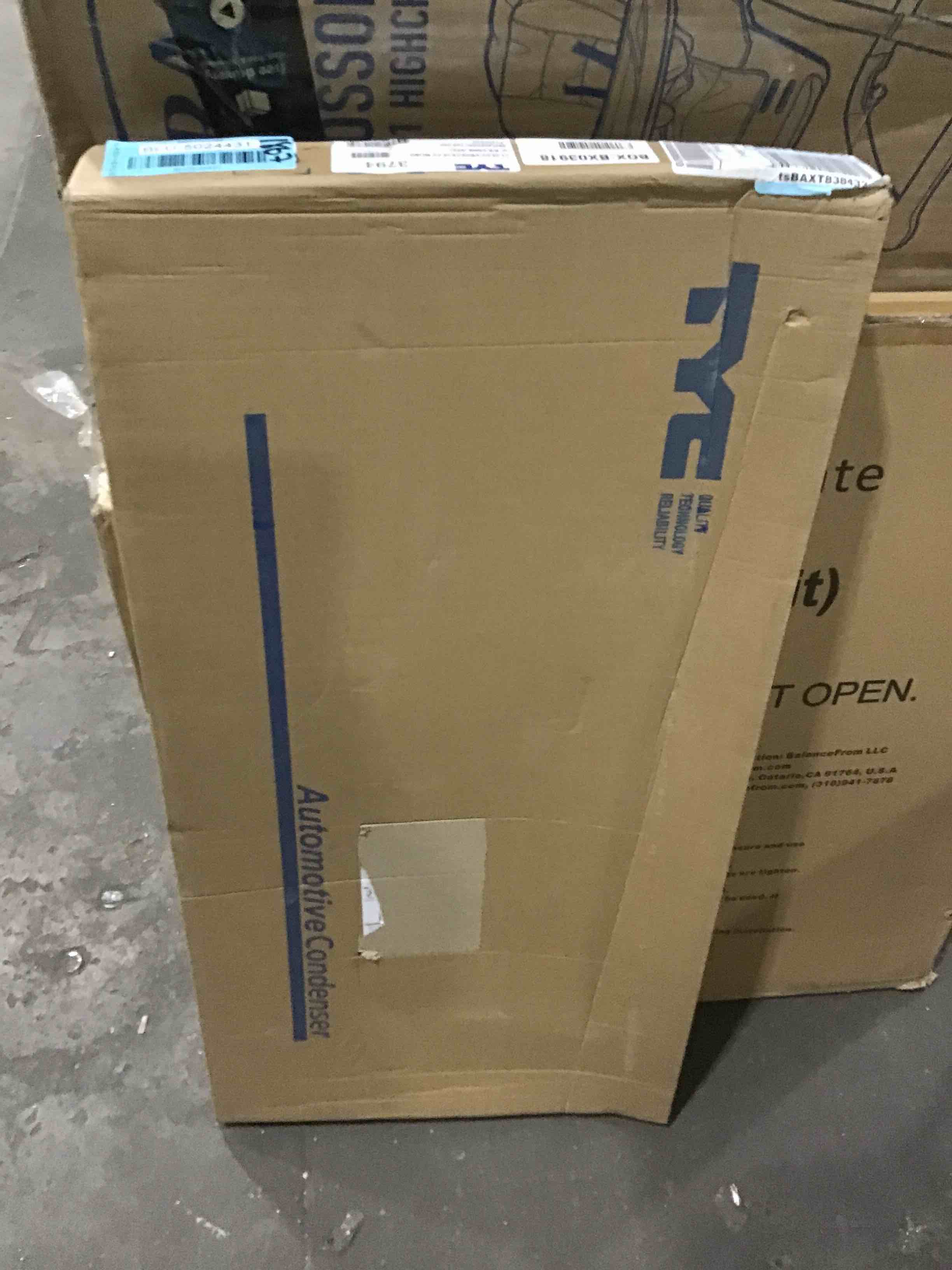 https://s3.amazonaws.com/lotting-images-prod/bidfta/BLU5024431_1691081433260.jpeg