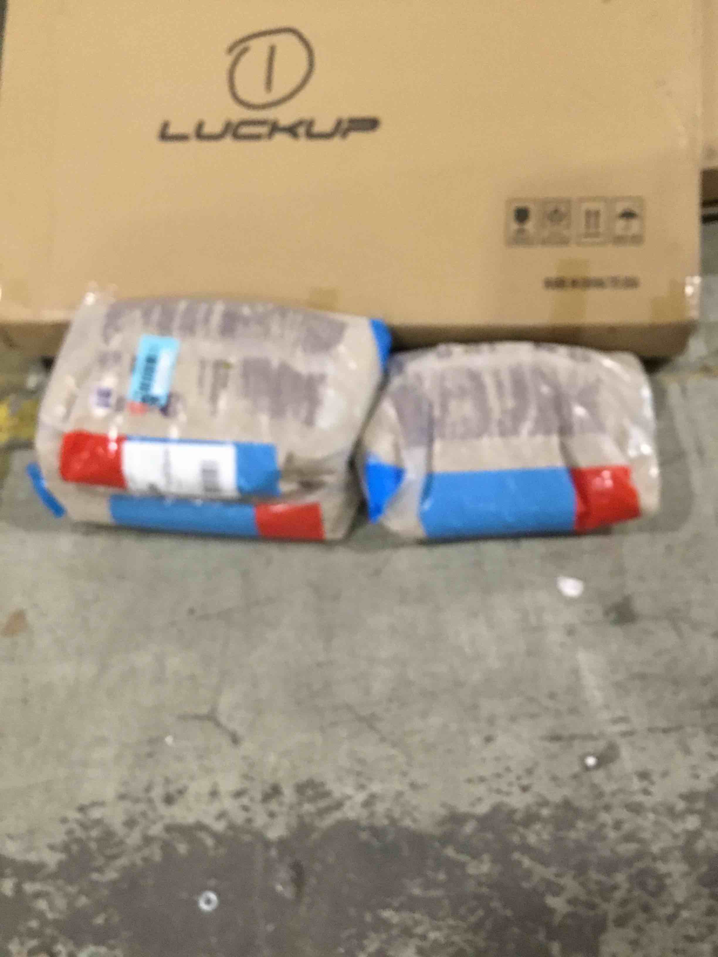 https://s3.amazonaws.com/lotting-images-prod/bidfta/BLU5024557_1691423815663.jpeg