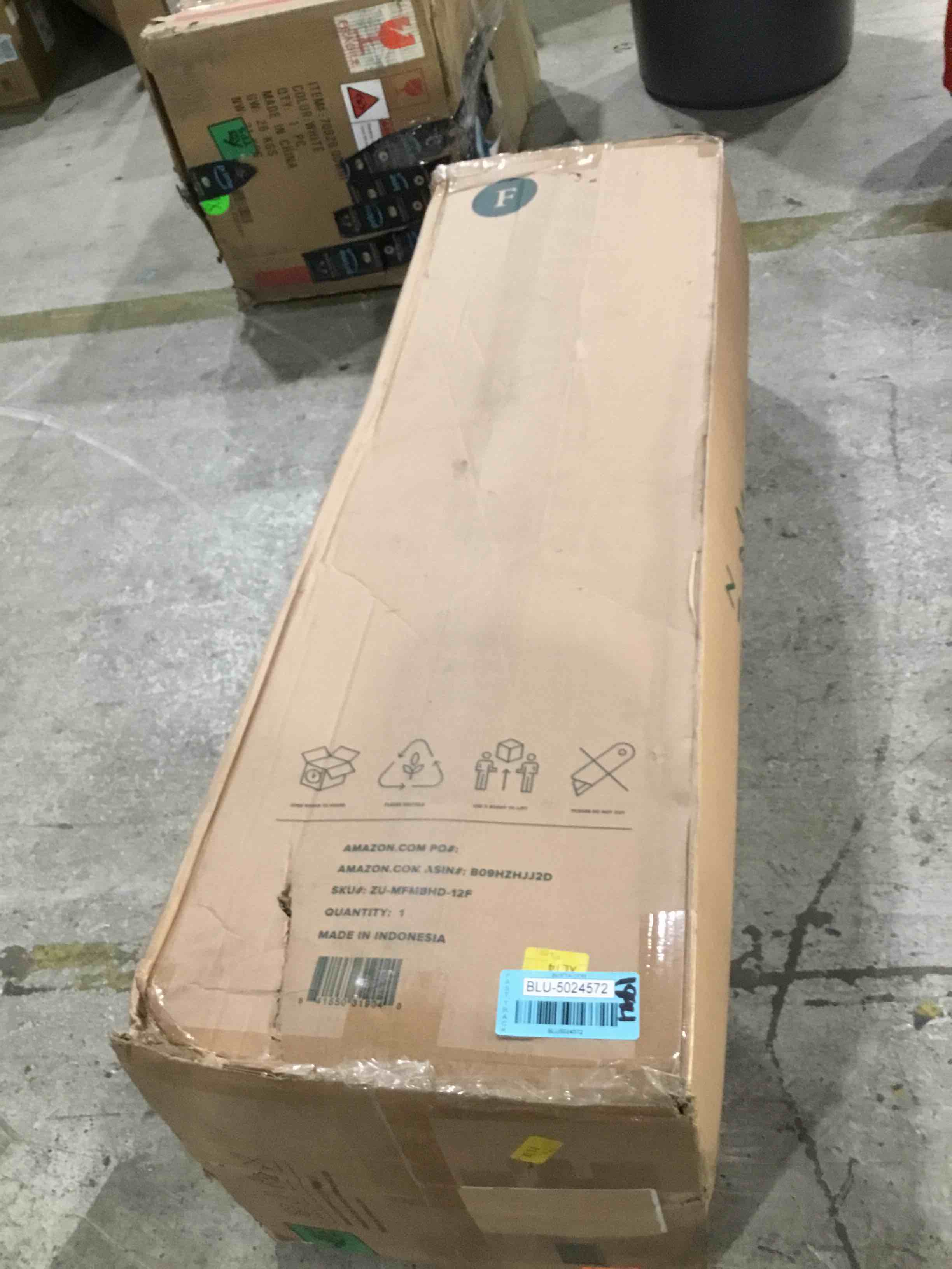https://s3.amazonaws.com/lotting-images-prod/bidfta/BLU5024572_1691441095393.jpeg