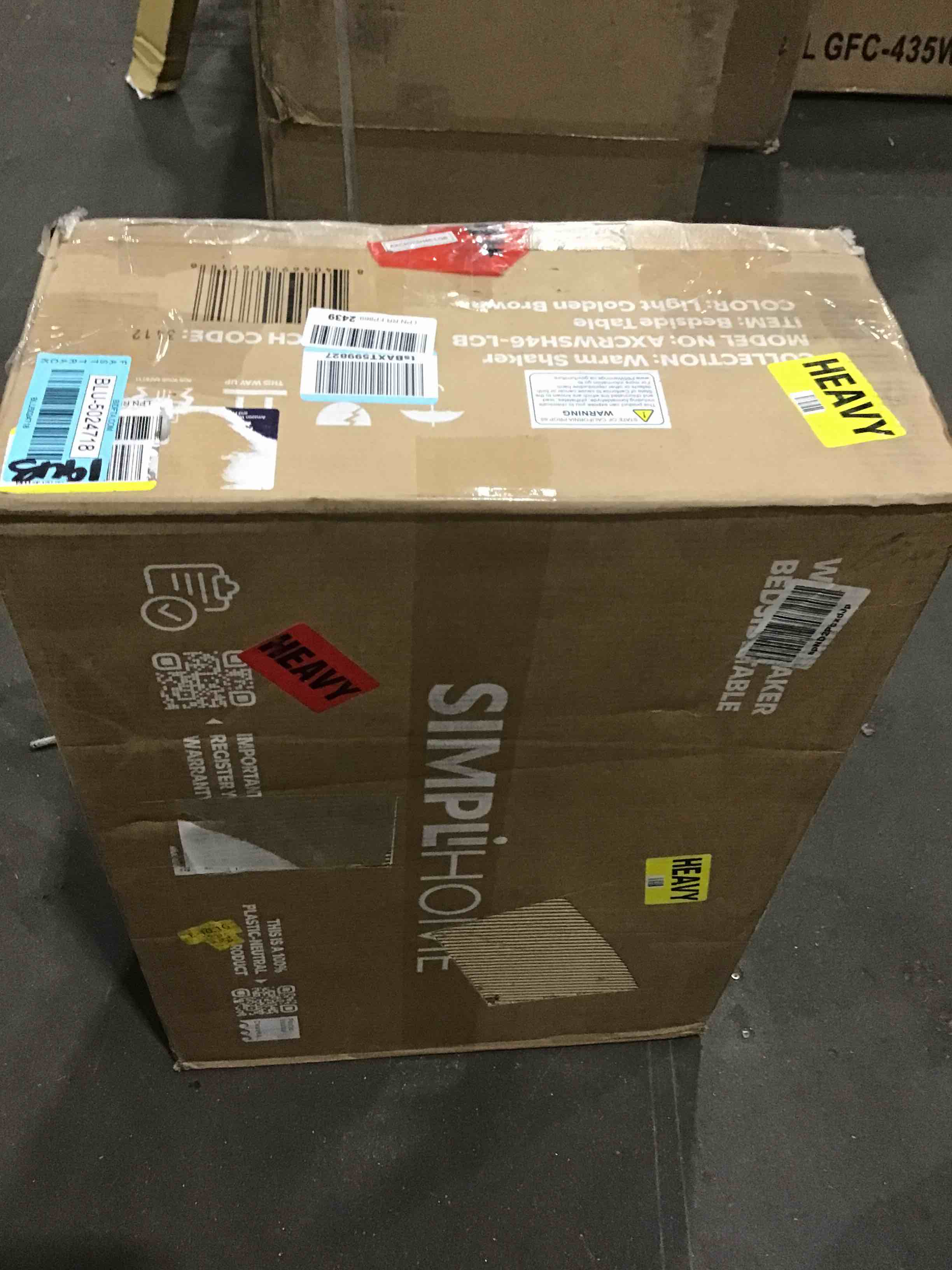 https://s3.amazonaws.com/lotting-images-prod/bidfta/BLU5024718_1691683382245.jpeg