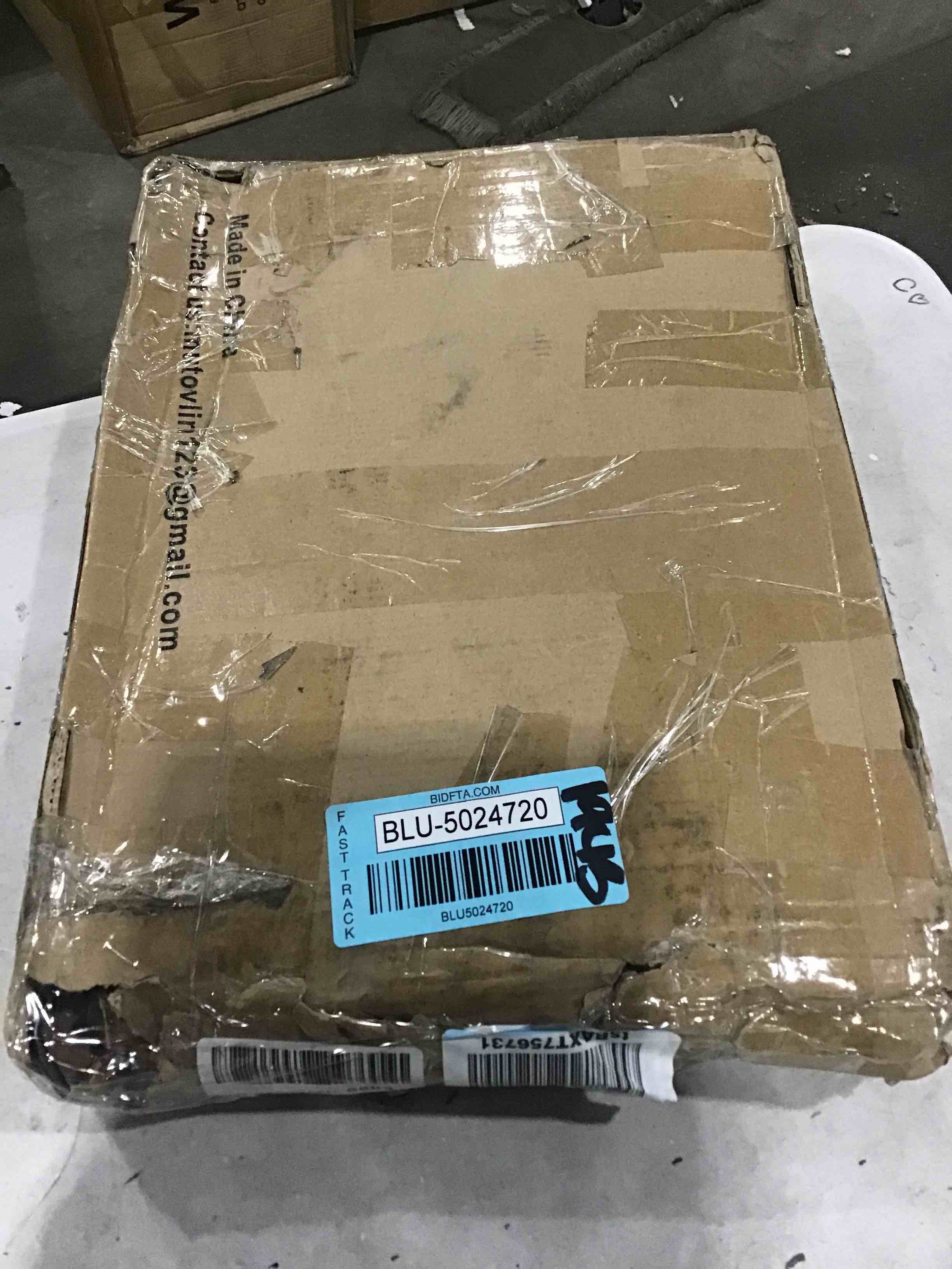 https://s3.amazonaws.com/lotting-images-prod/bidfta/BLU5024720_1691683554278.jpeg