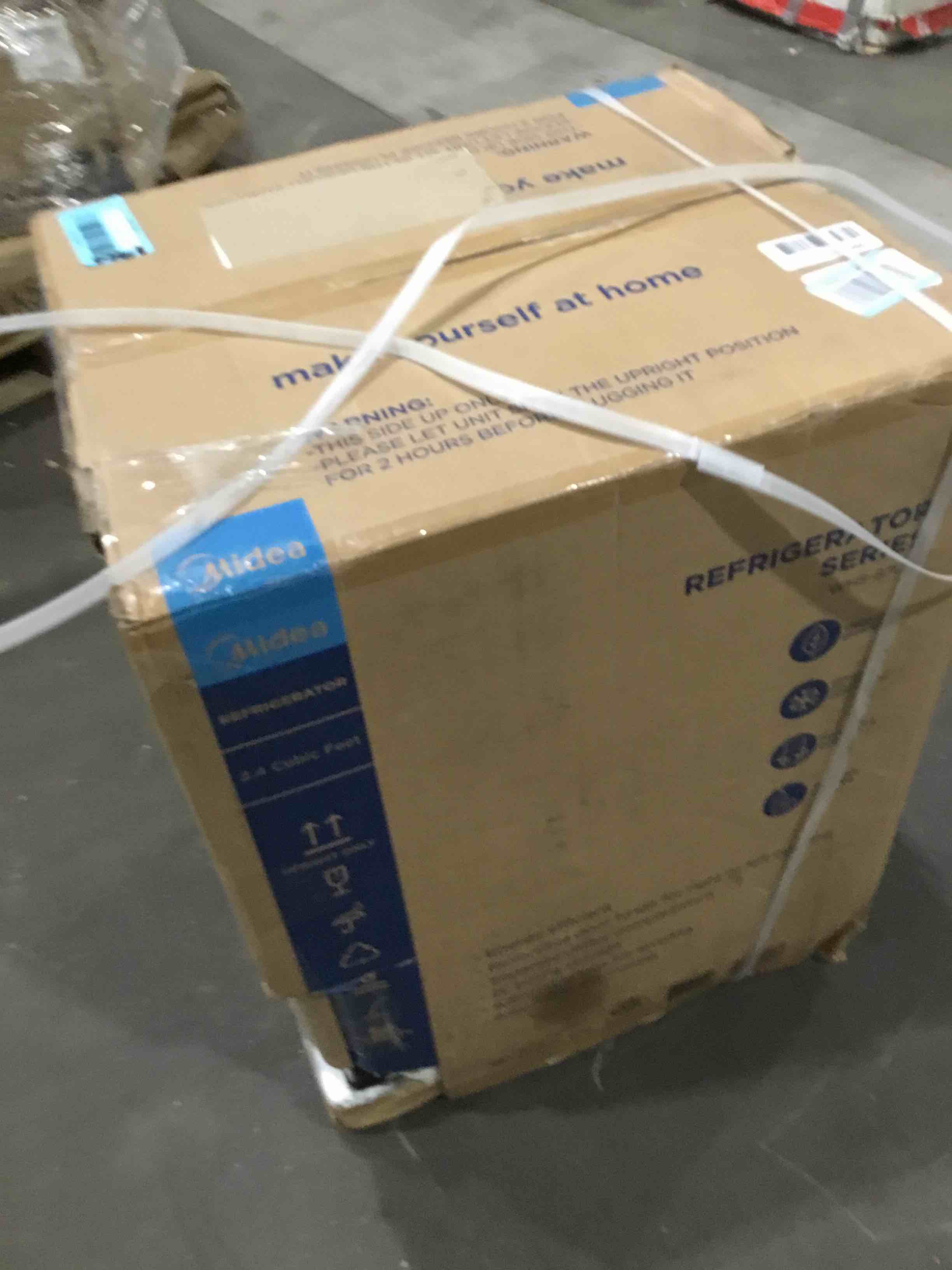 https://s3.amazonaws.com/lotting-images-prod/bidfta/BLU5024794_1691768949524.jpeg