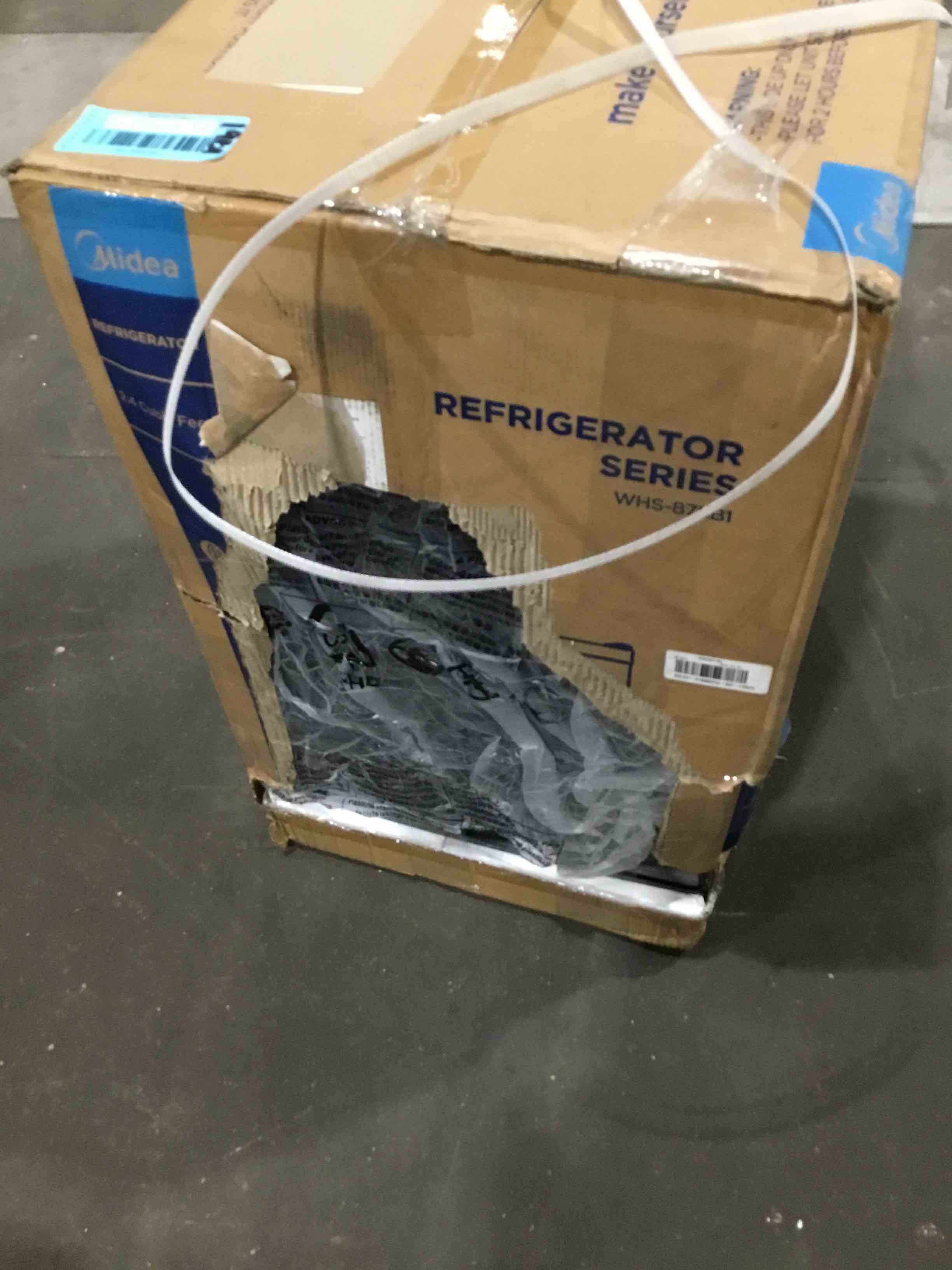 https://s3.amazonaws.com/lotting-images-prod/bidfta/BLU5024794_1691768951852.jpeg