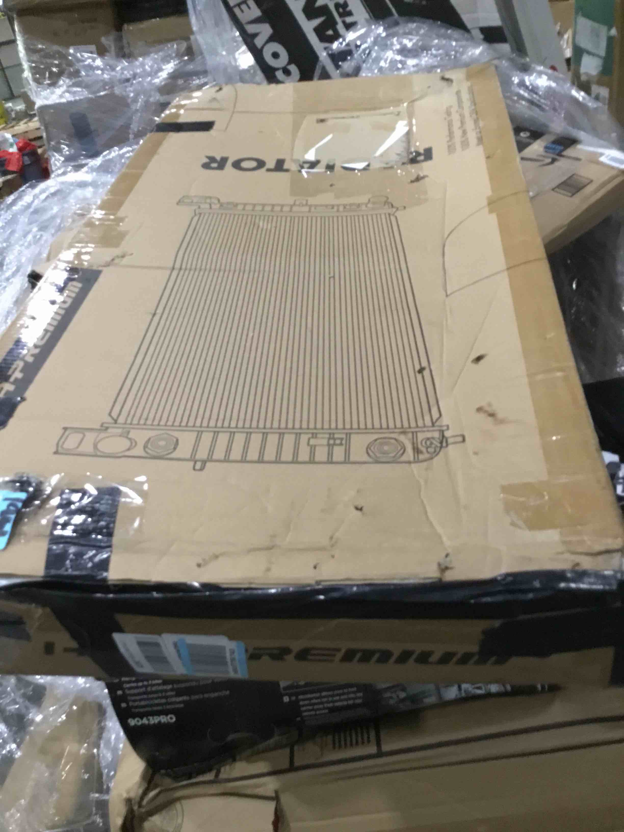 https://s3.amazonaws.com/lotting-images-prod/bidfta/BLU5024805_1691769948416.jpeg