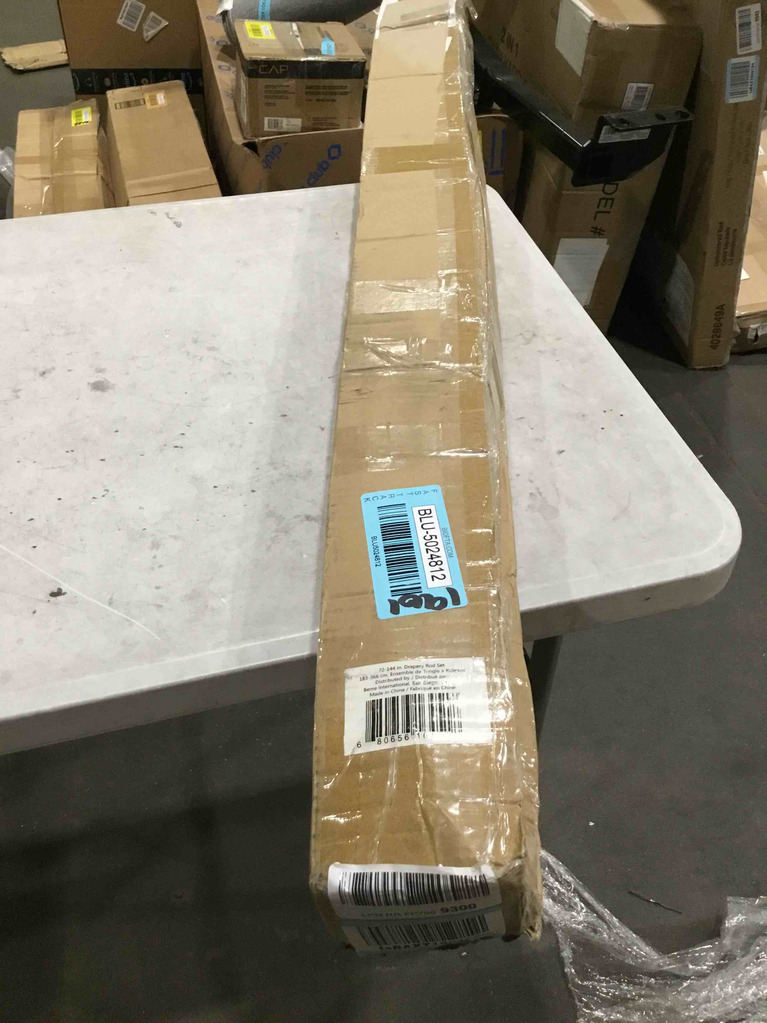 https://s3.amazonaws.com/lotting-images-prod/bidfta/BLU5024812_1691770775897.jpeg