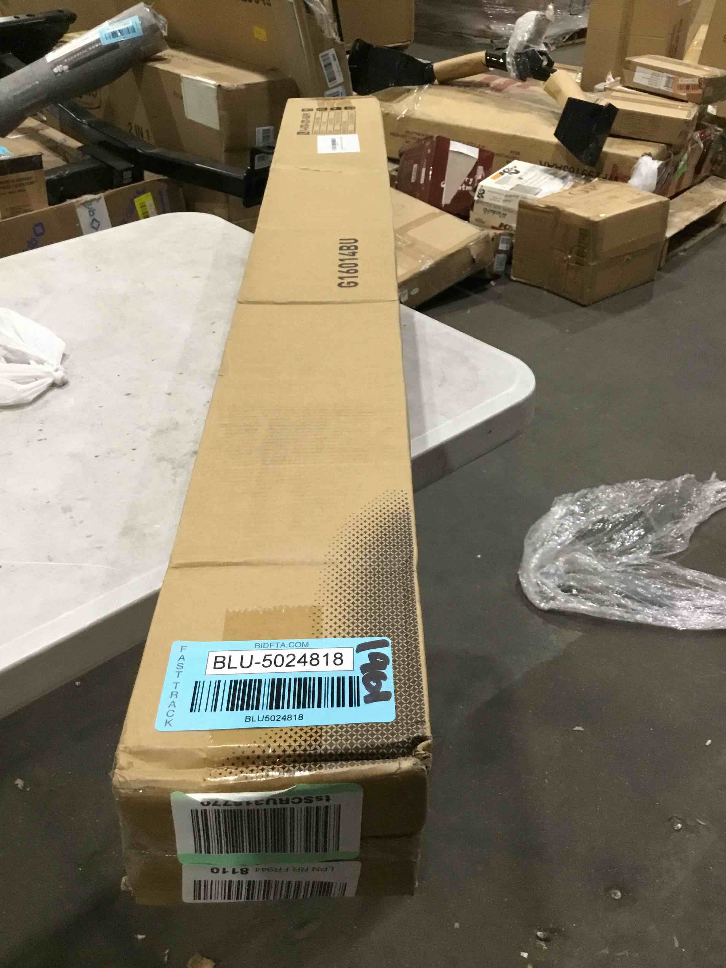https://s3.amazonaws.com/lotting-images-prod/bidfta/BLU5024818_1691772430735.jpeg