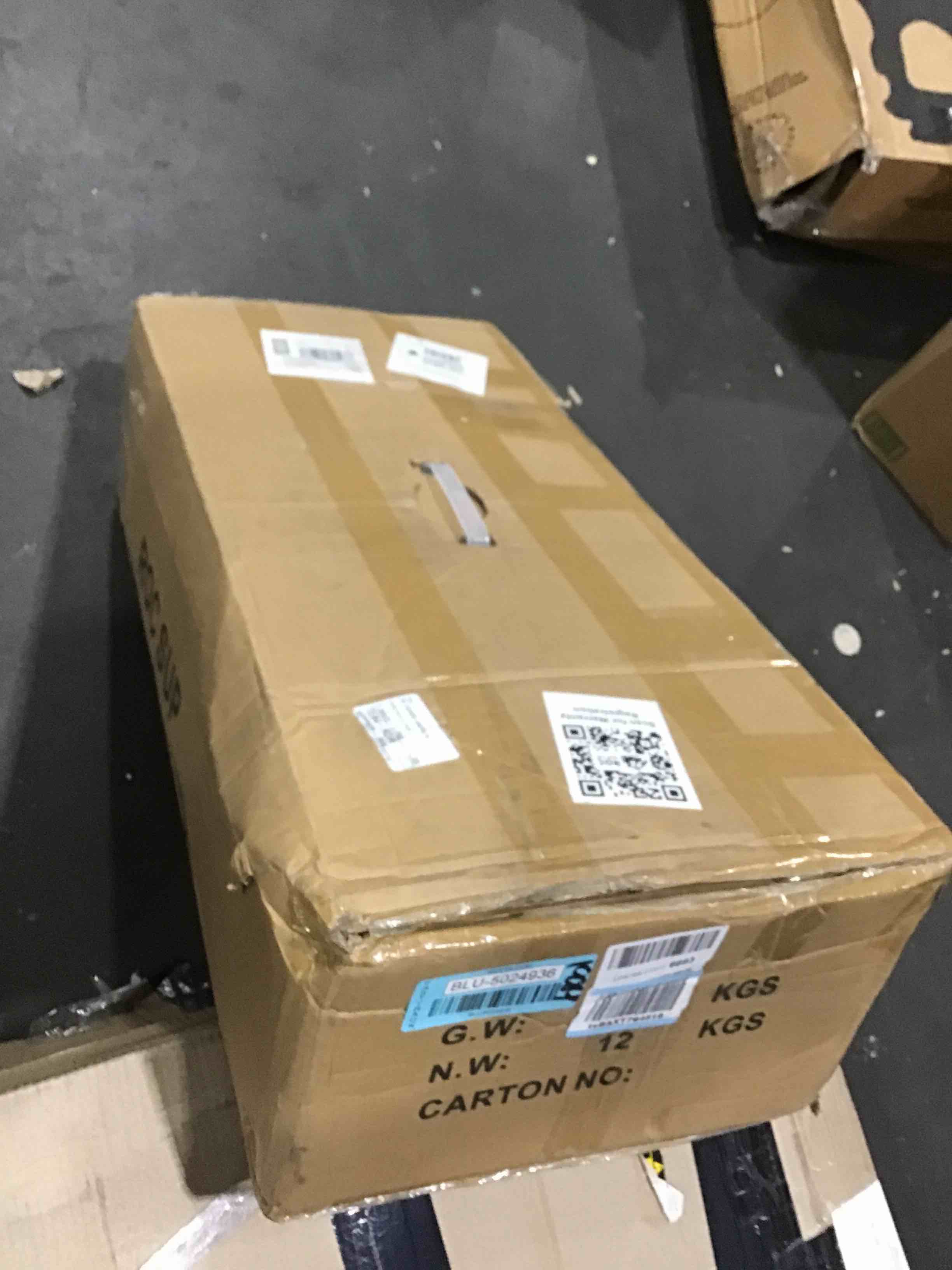 https://s3.amazonaws.com/lotting-images-prod/bidfta/BLU5024936_1692121903593.jpeg