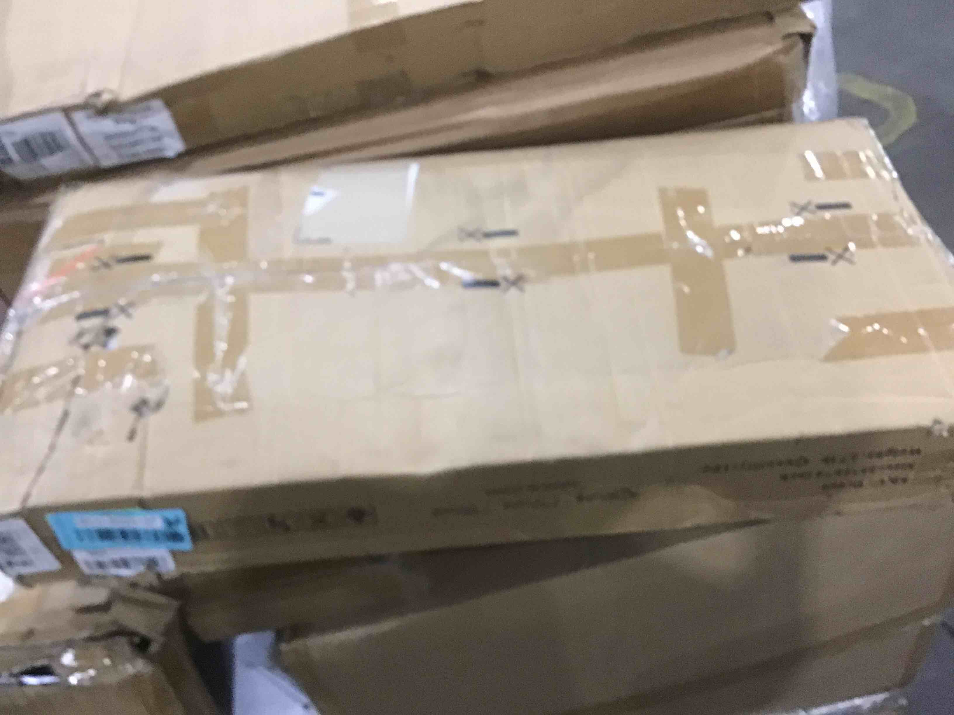 https://s3.amazonaws.com/lotting-images-prod/bidfta/BLU5025137_1692389347739.jpeg