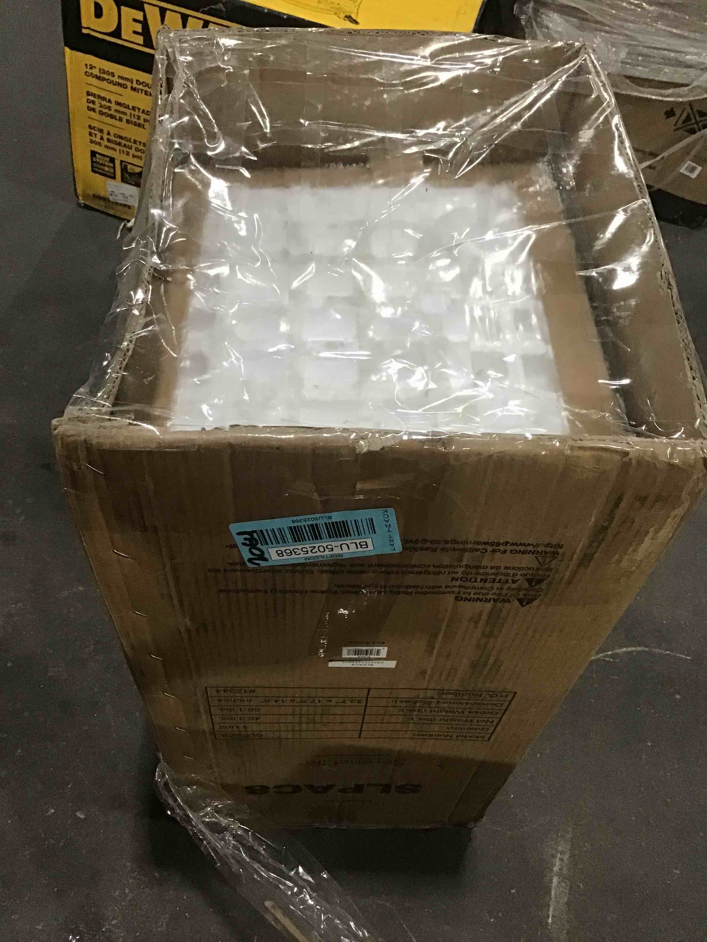 https://s3.amazonaws.com/lotting-images-prod/bidfta/BLU5025368_1692806307876.jpeg