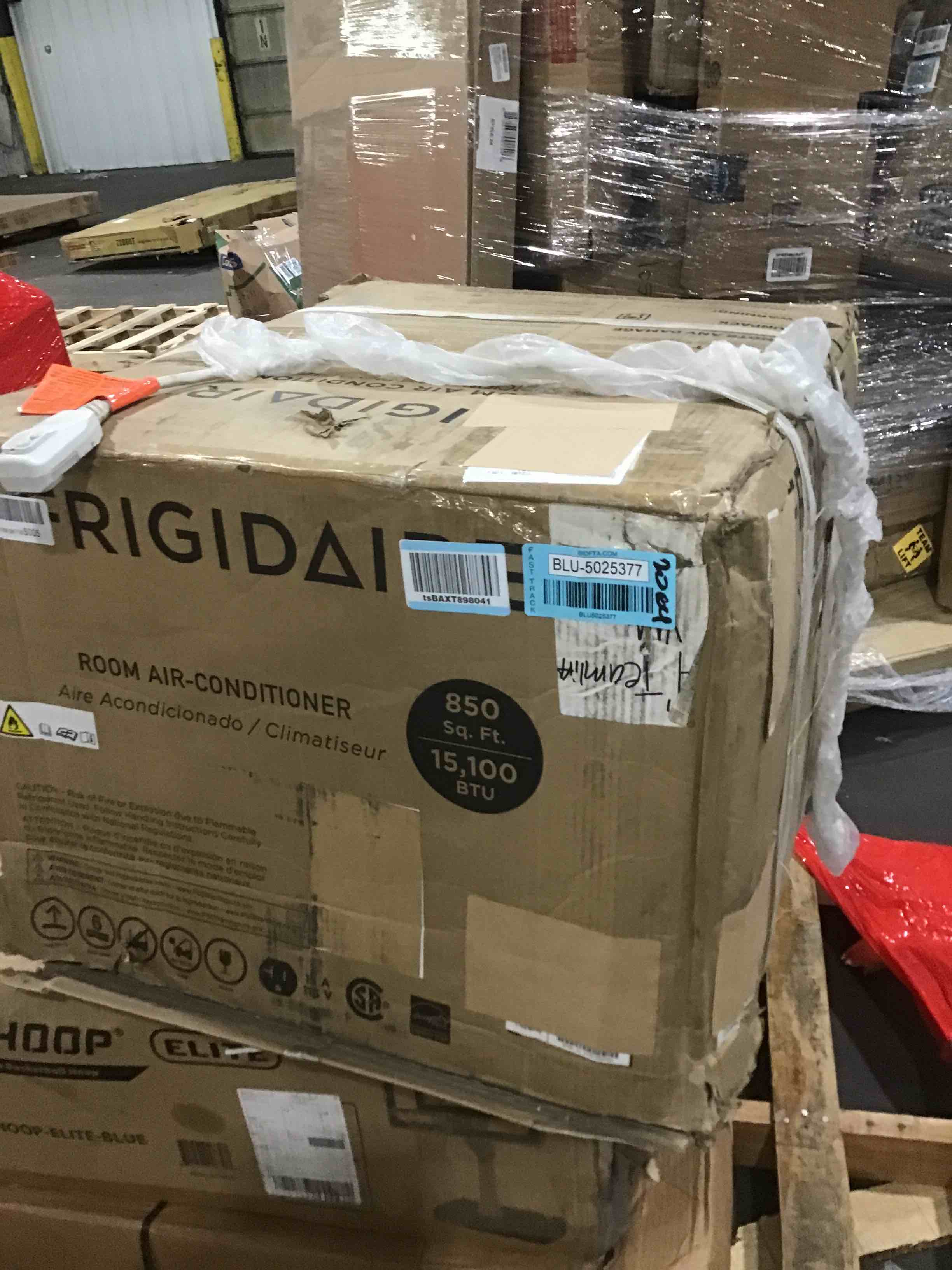 https://s3.amazonaws.com/lotting-images-prod/bidfta/BLU5025377_1692808012868.jpeg