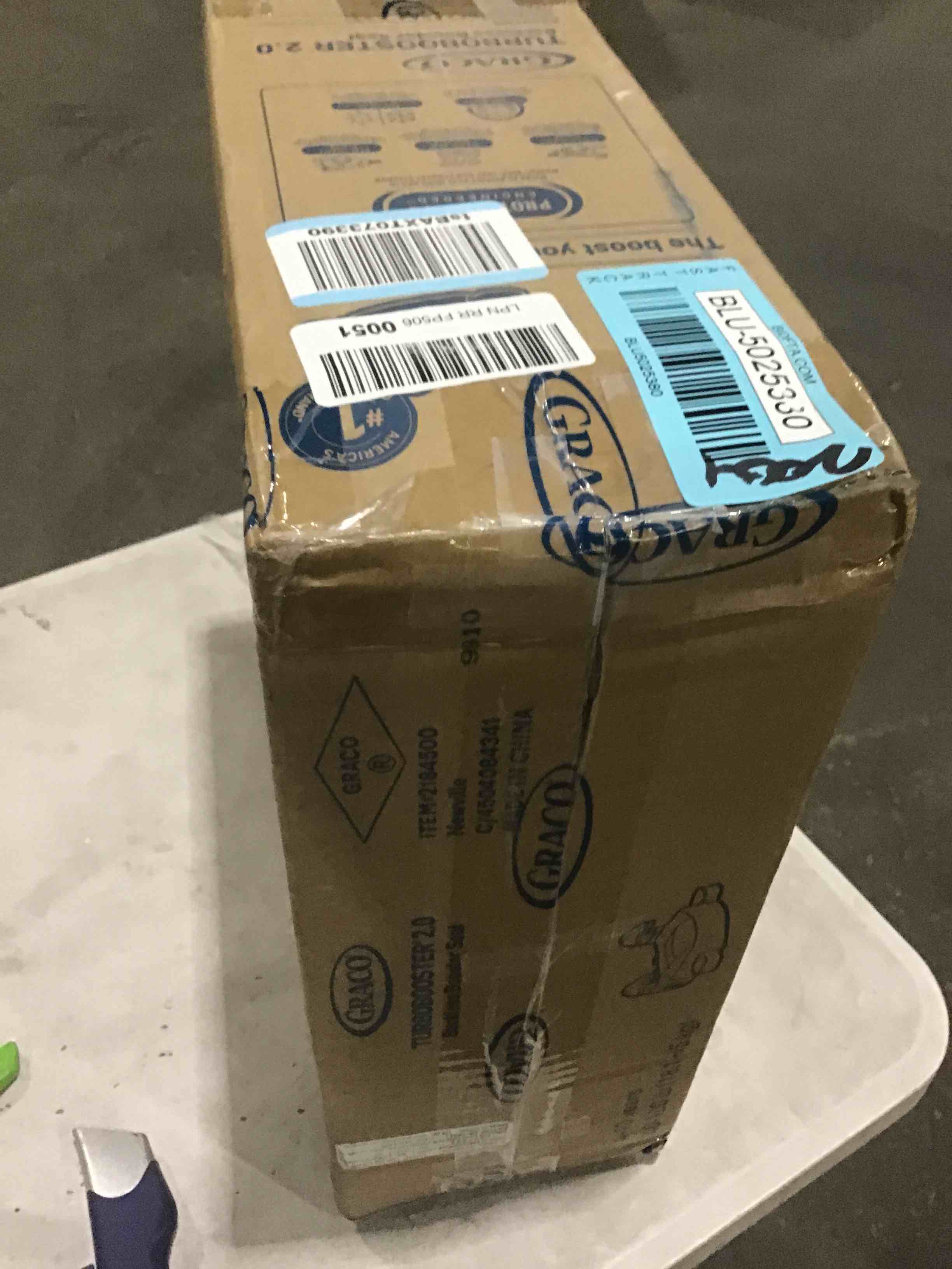 https://s3.amazonaws.com/lotting-images-prod/bidfta/BLU5025380_1692809258497.jpeg