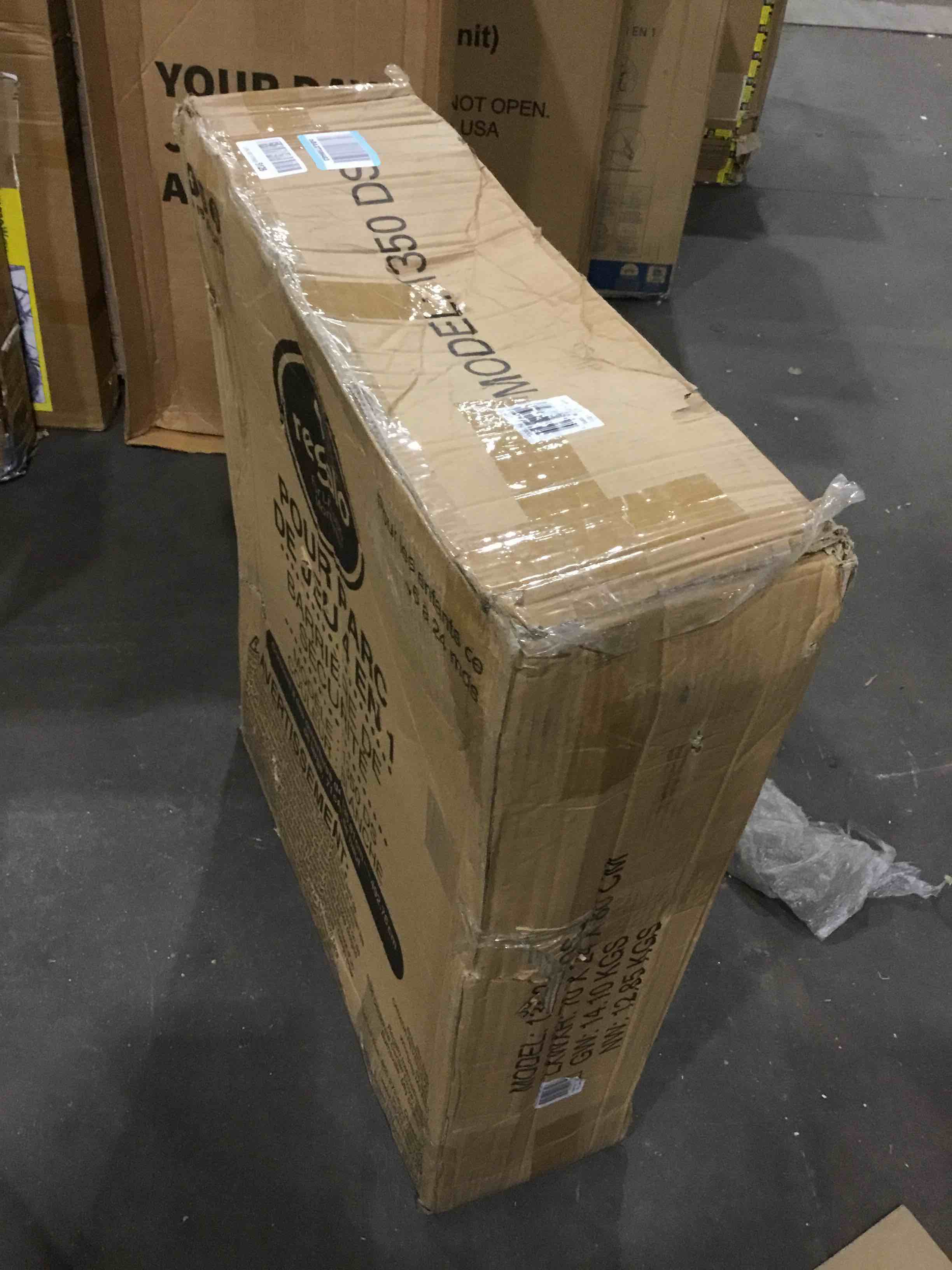 https://s3.amazonaws.com/lotting-images-prod/bidfta/BLU5026761_1692109369289.jpeg