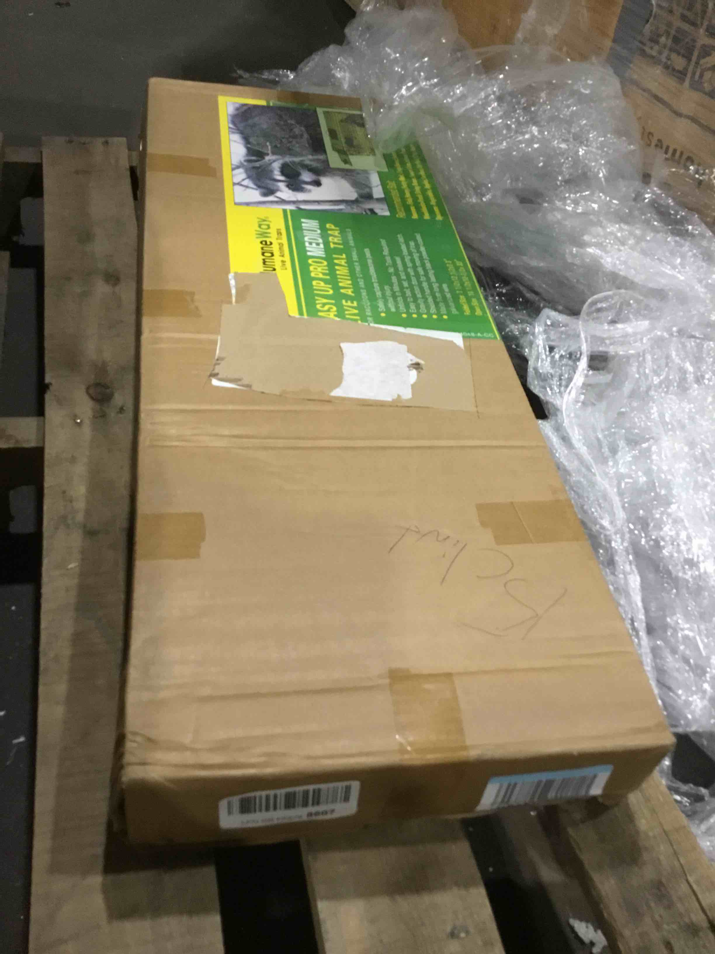 https://s3.amazonaws.com/lotting-images-prod/bidfta/BLU5026764_1692108807684.jpeg
