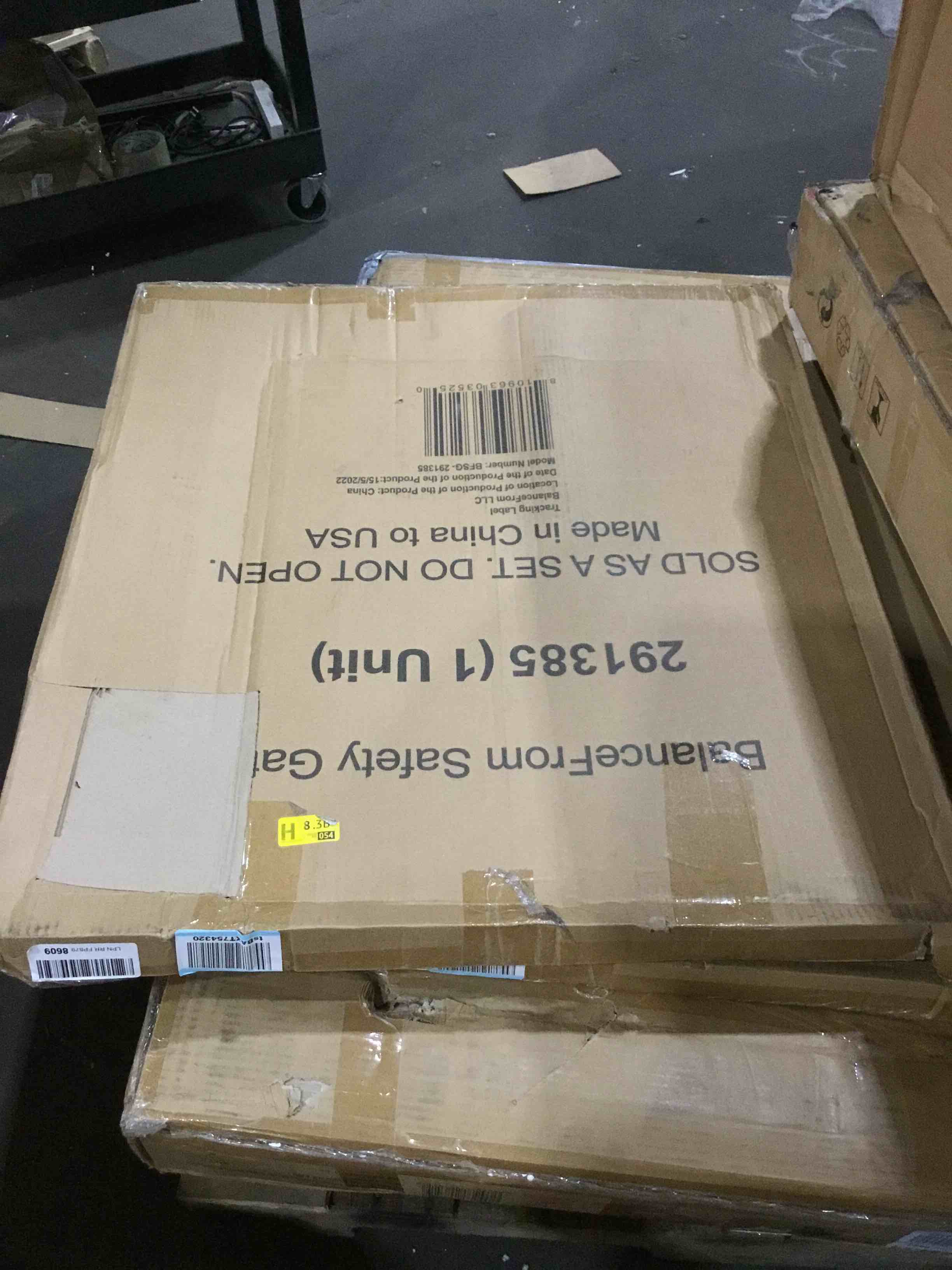 https://s3.amazonaws.com/lotting-images-prod/bidfta/BLU5026770_1692107299036.jpeg
