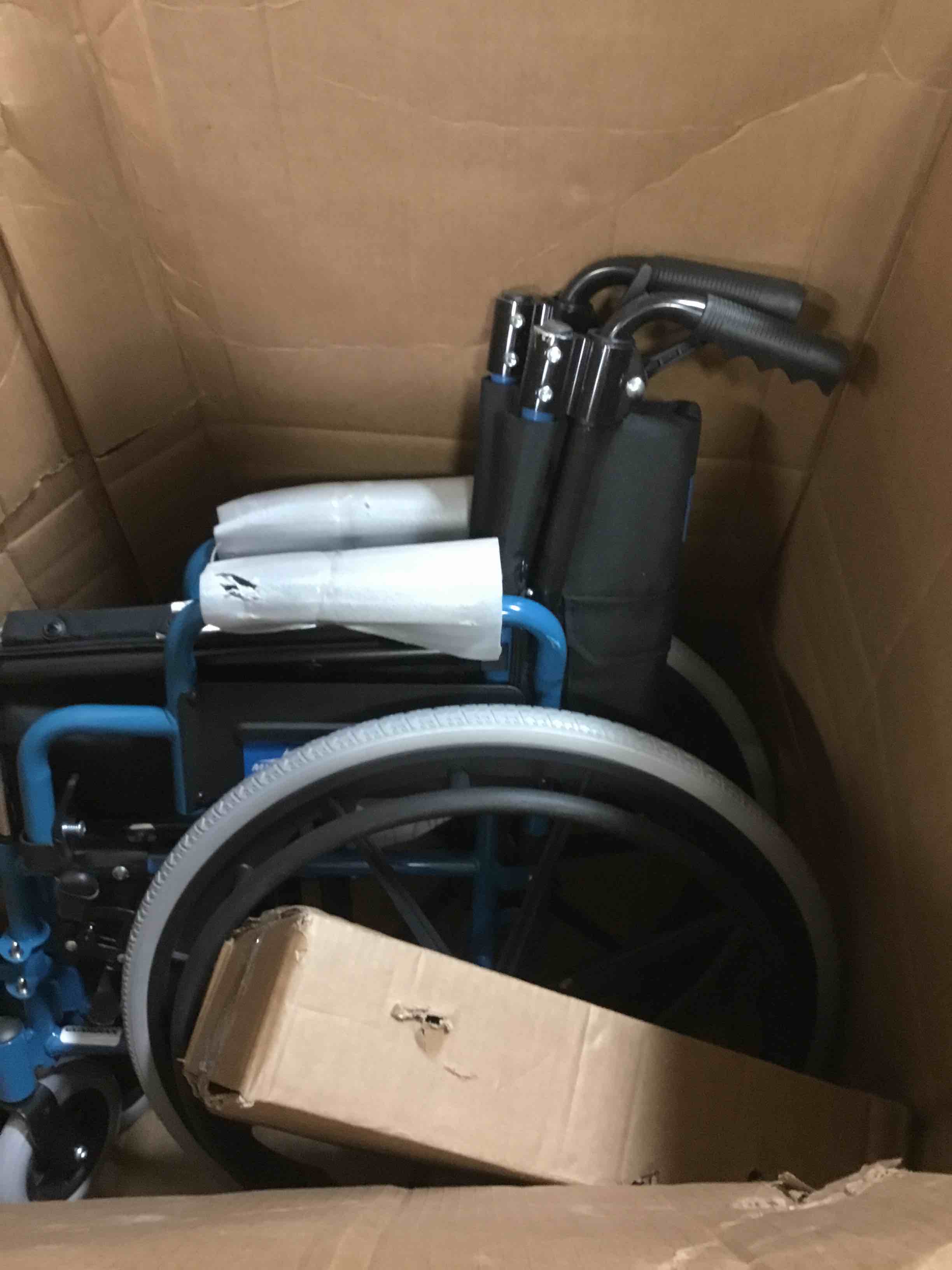 https://s3.amazonaws.com/lotting-images-prod/bidfta/BLU5027646_1685641902844.jpeg