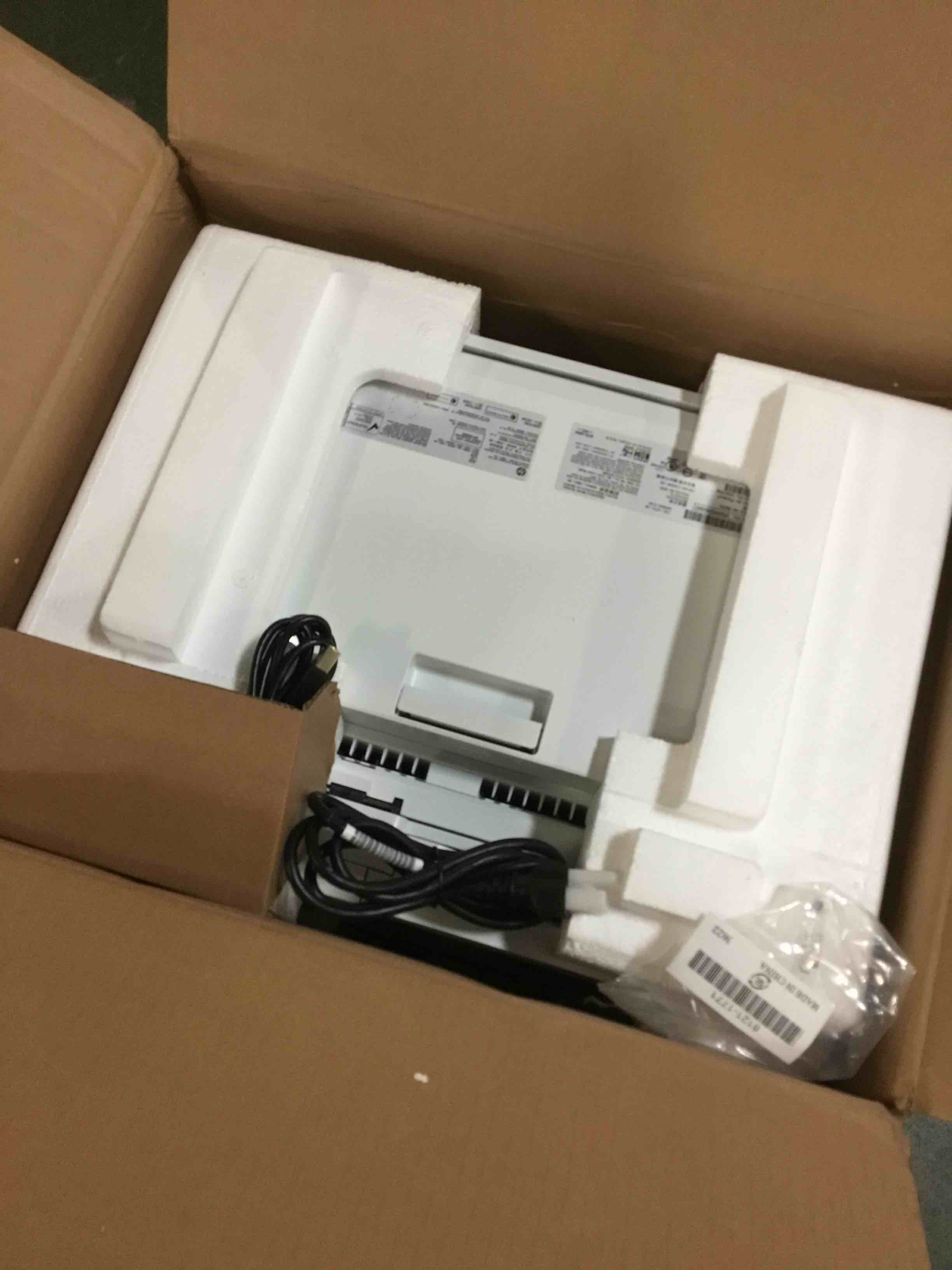 https://s3.amazonaws.com/lotting-images-prod/bidfta/BLU5028379_1685989212146.jpeg