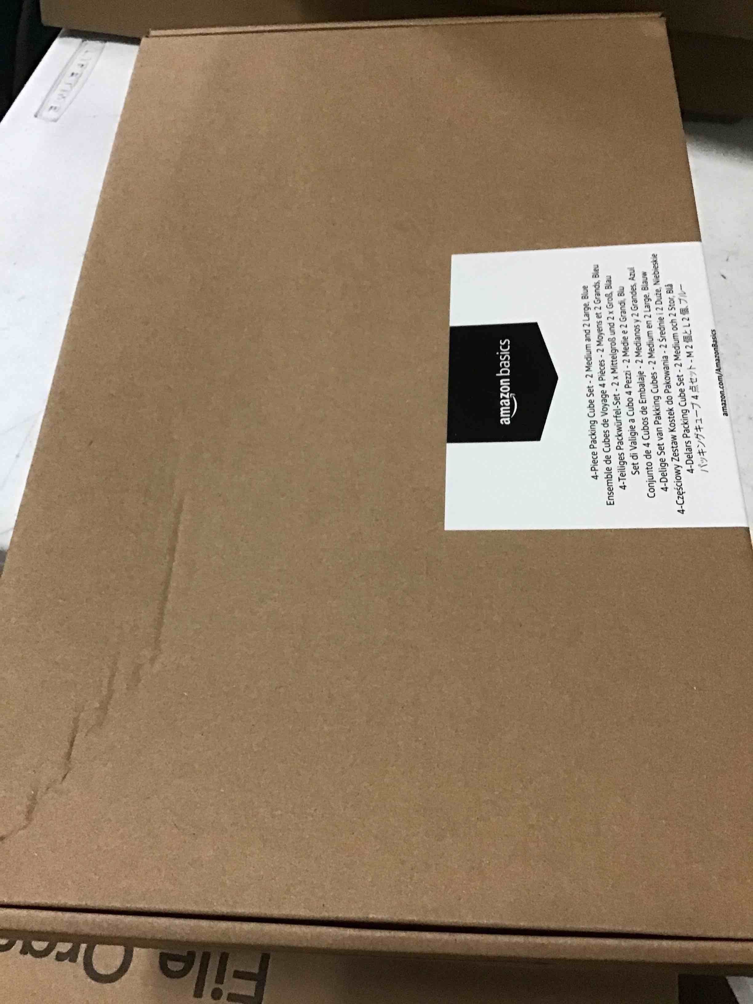 https://s3.amazonaws.com/lotting-images-prod/bidfta/BLU5028492_1685461590161.jpeg
