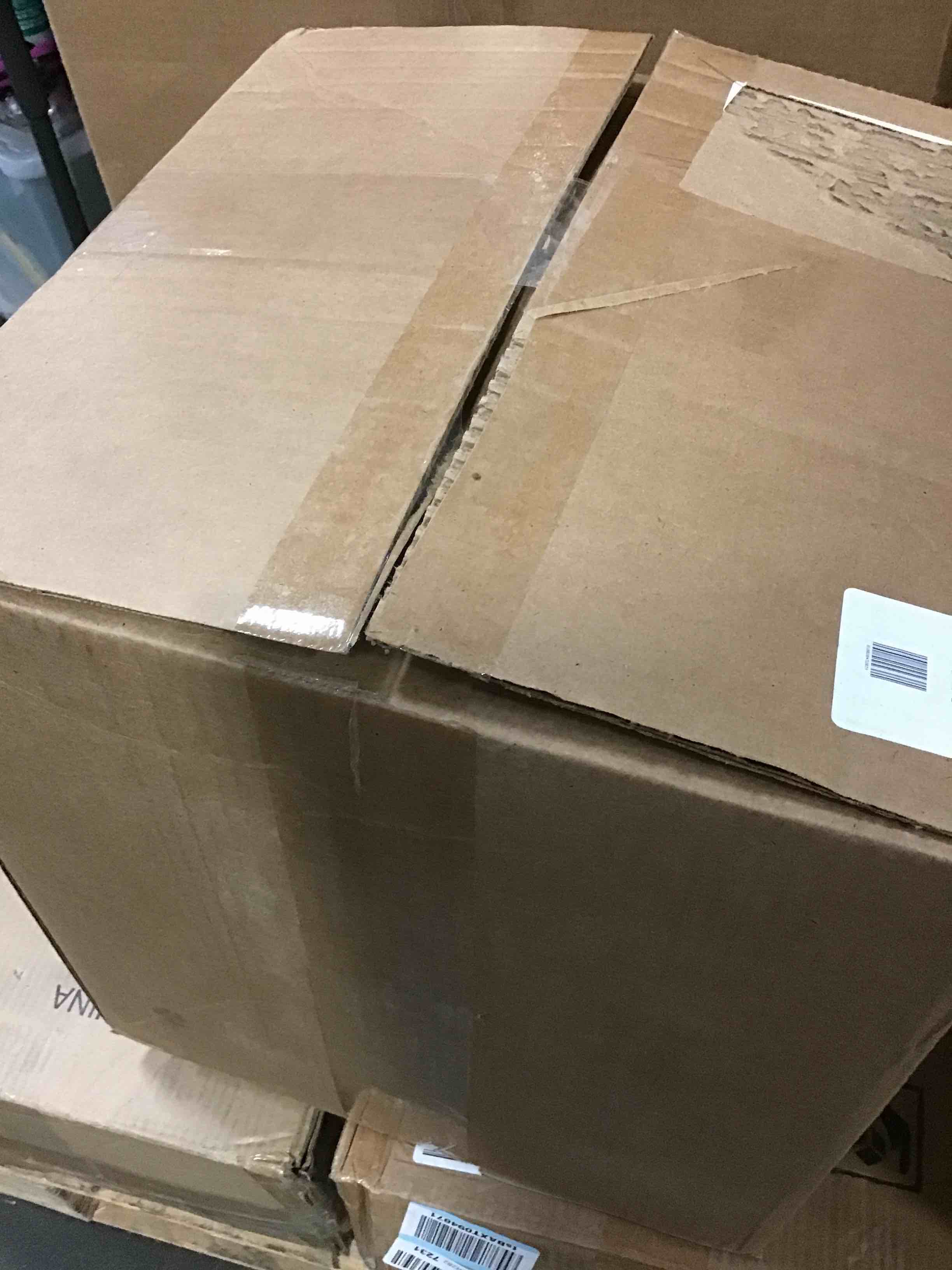 https://s3.amazonaws.com/lotting-images-prod/bidfta/BLU5028965_1685700535957.jpeg