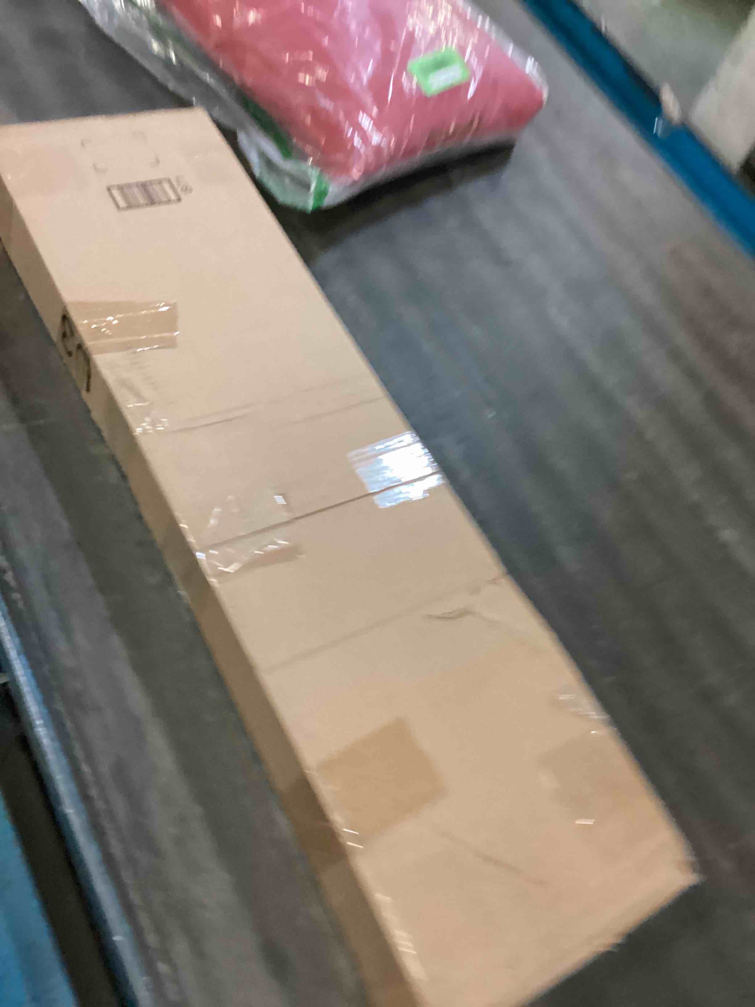 https://s3.amazonaws.com/lotting-images-prod/bidfta/BLU5030676_1685702671085.jpeg