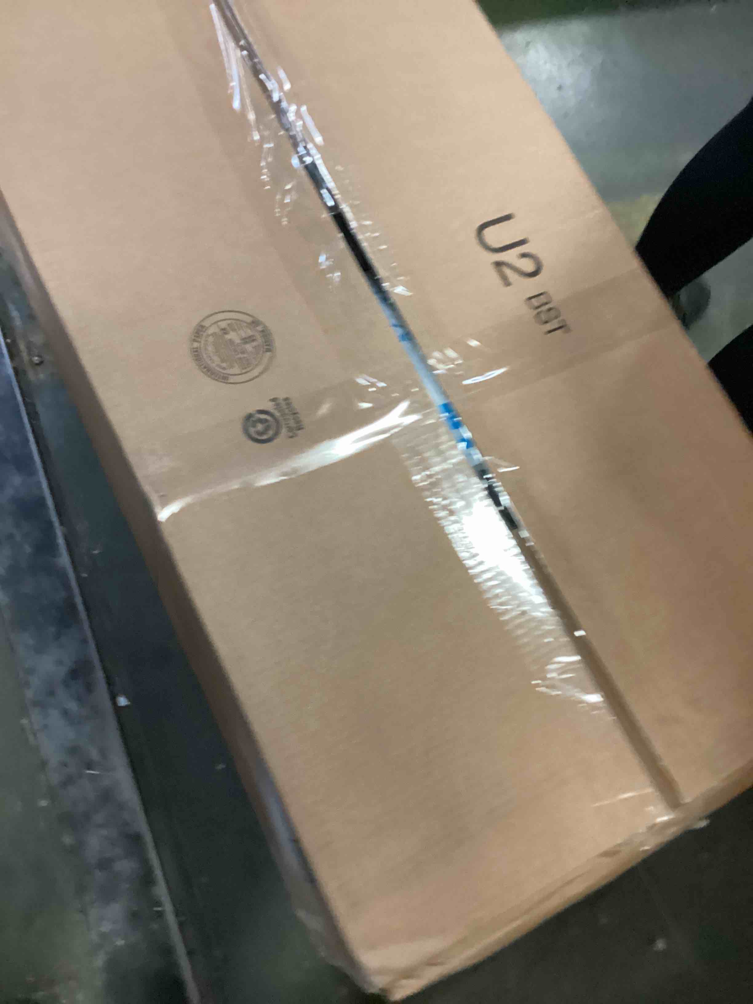 https://s3.amazonaws.com/lotting-images-prod/bidfta/BLU5030764_1685711260428.jpeg