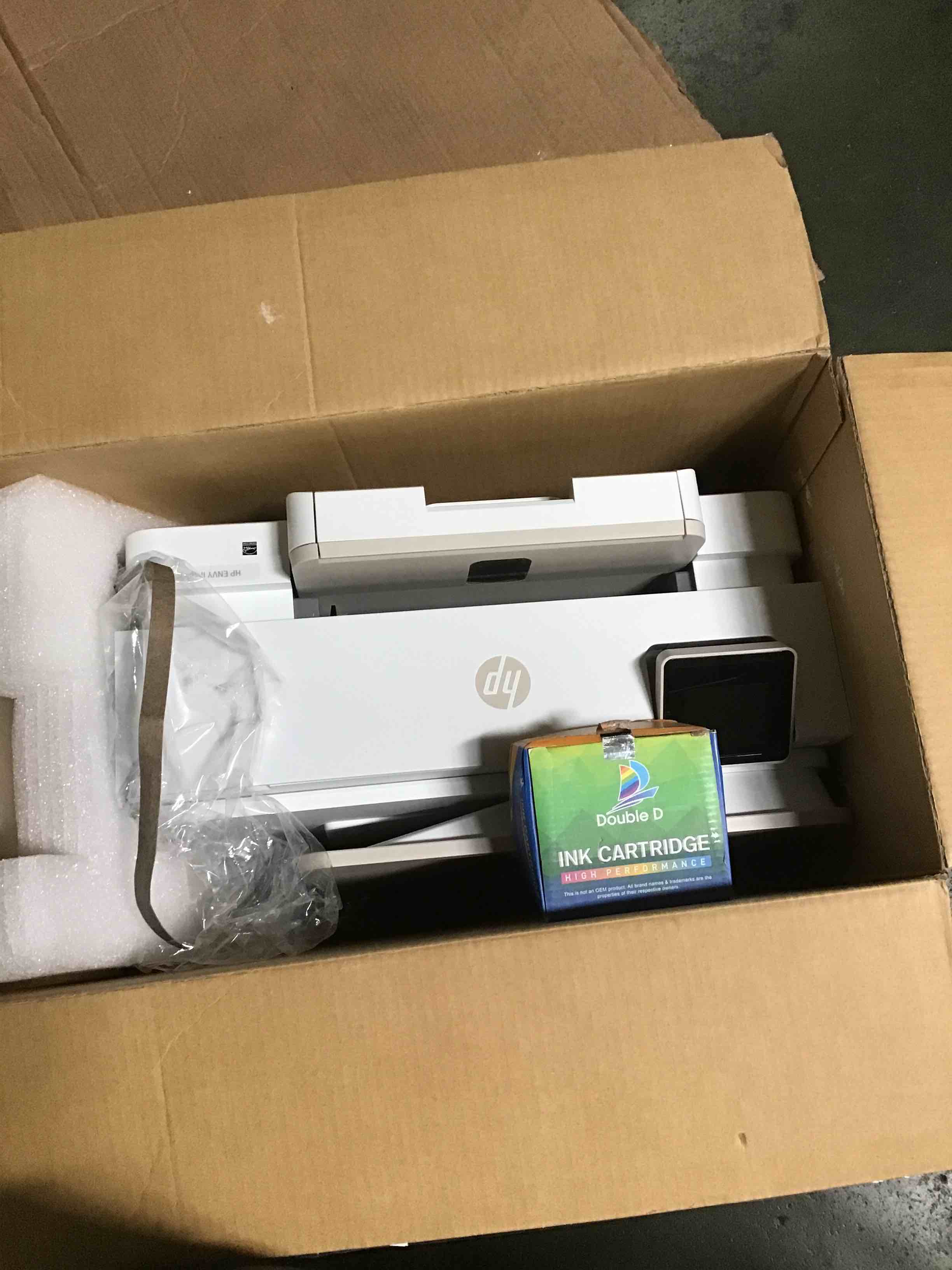 https://s3.amazonaws.com/lotting-images-prod/bidfta/BLU5031686_1685632293691.jpeg