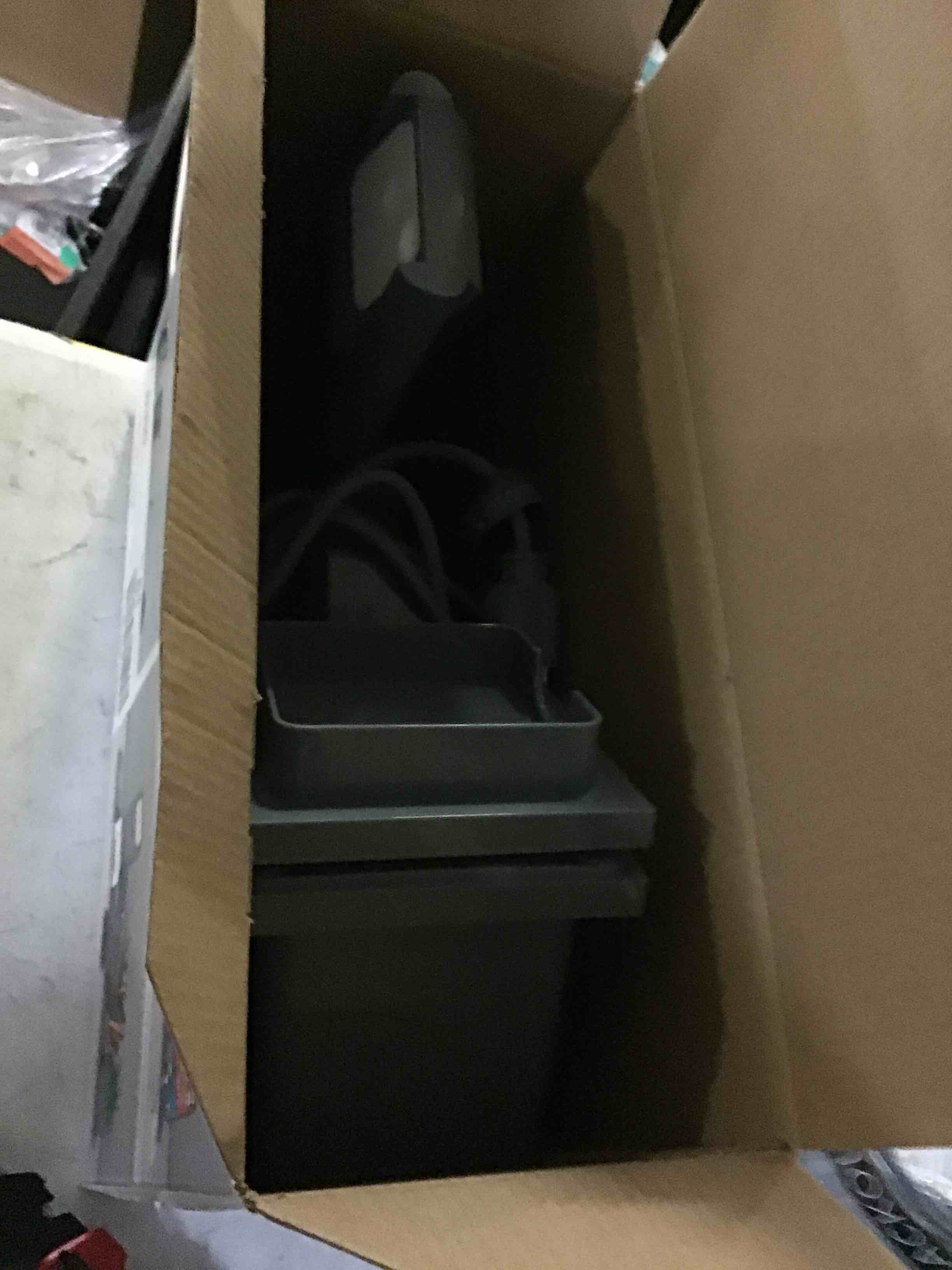 https://s3.amazonaws.com/lotting-images-prod/bidfta/BLU5032629_1687456643423.jpeg