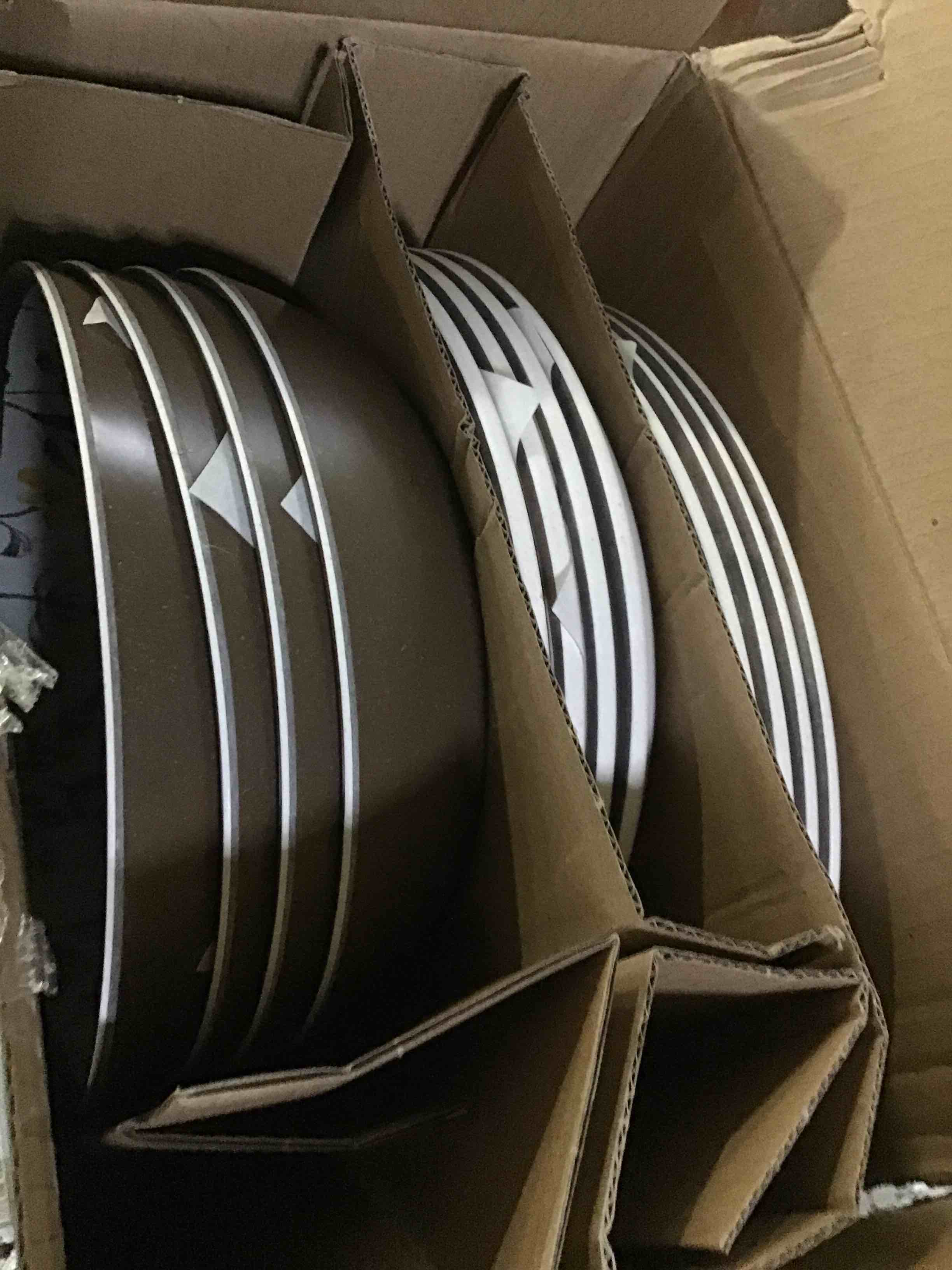 https://s3.amazonaws.com/lotting-images-prod/bidfta/BLU5032633_1687459060549.jpeg