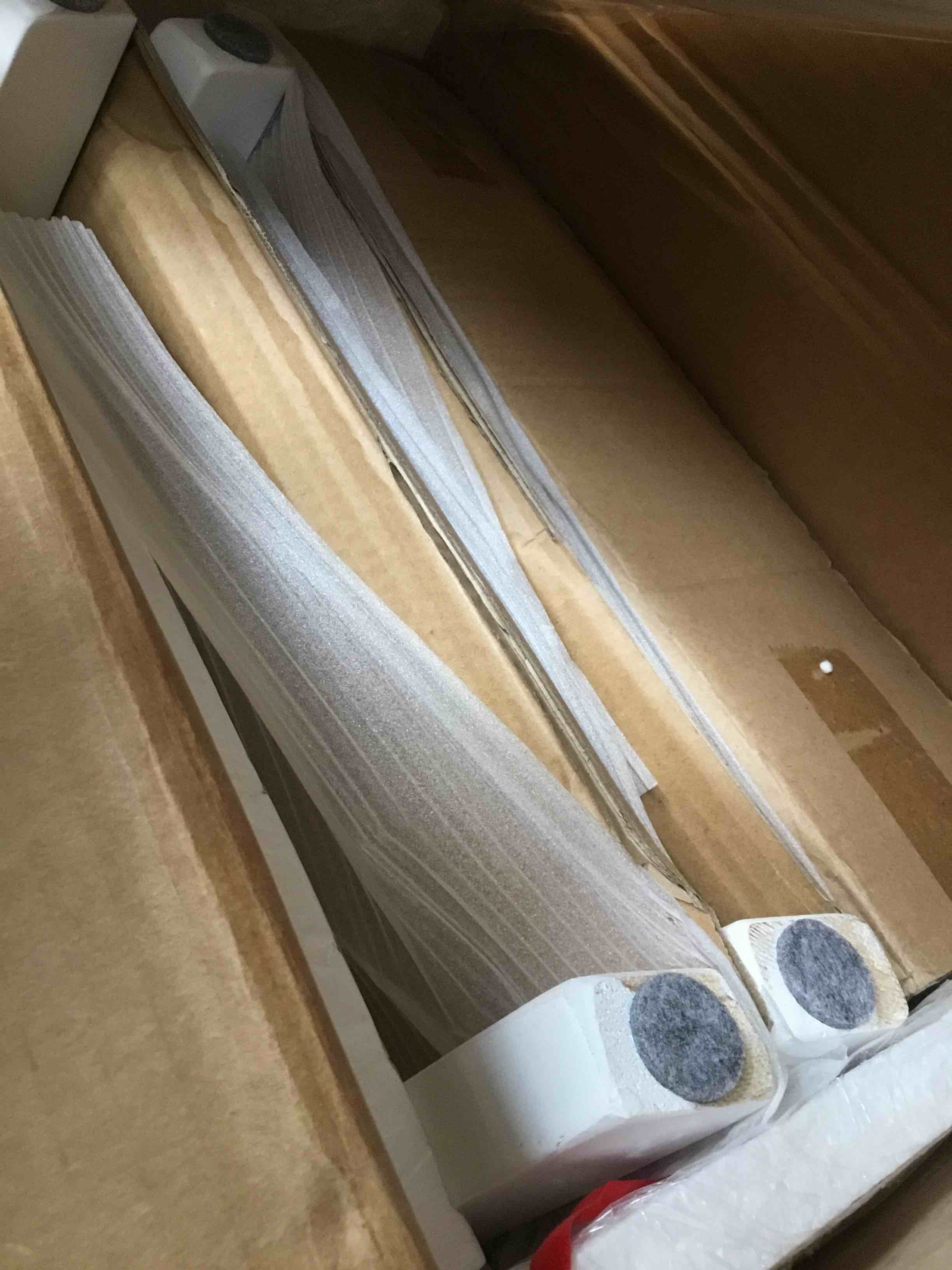 https://s3.amazonaws.com/lotting-images-prod/bidfta/BLU5038133_1686142896914.jpeg