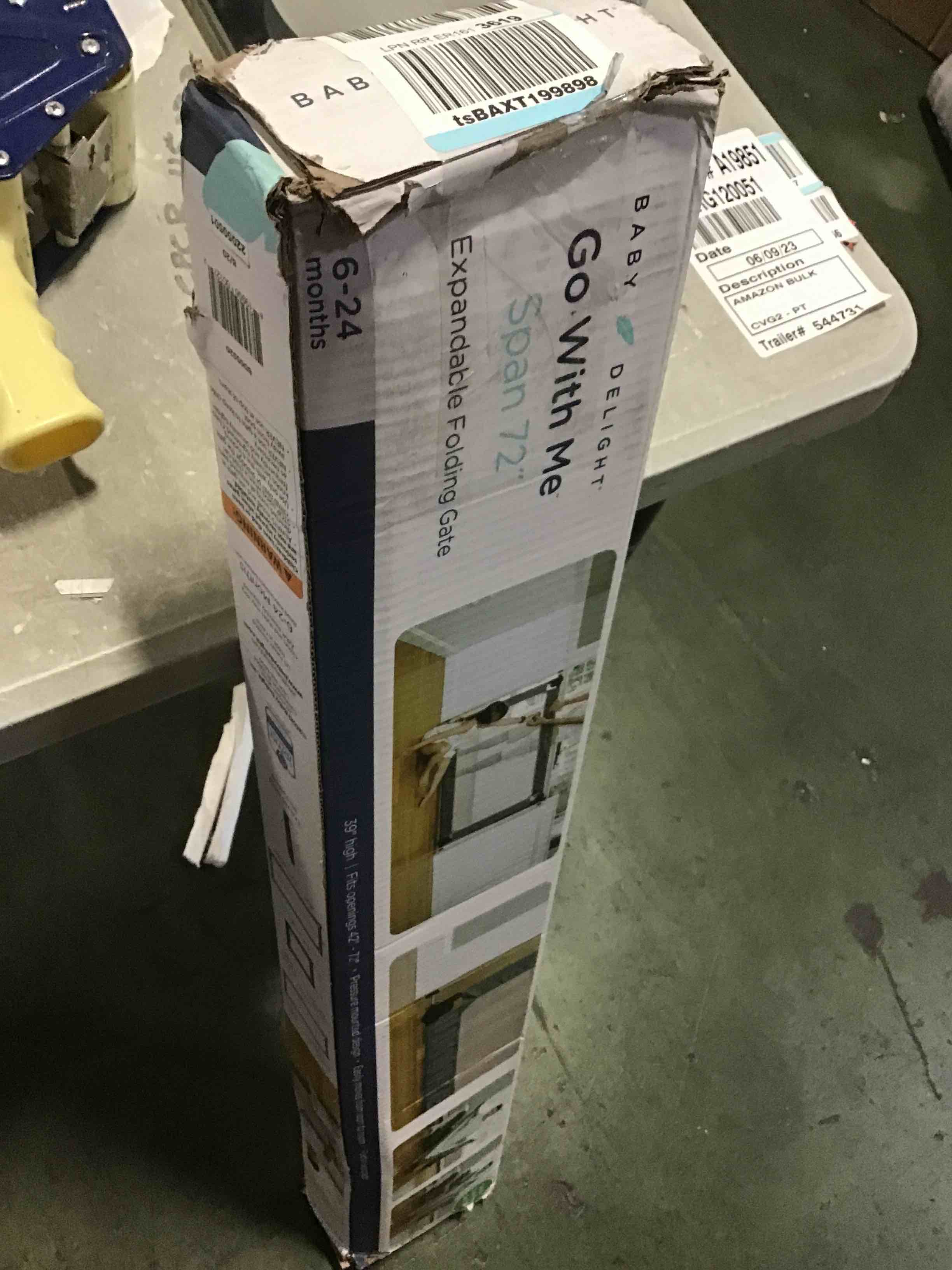 https://s3.amazonaws.com/lotting-images-prod/bidfta/BLU5042906_1686592811671.jpeg