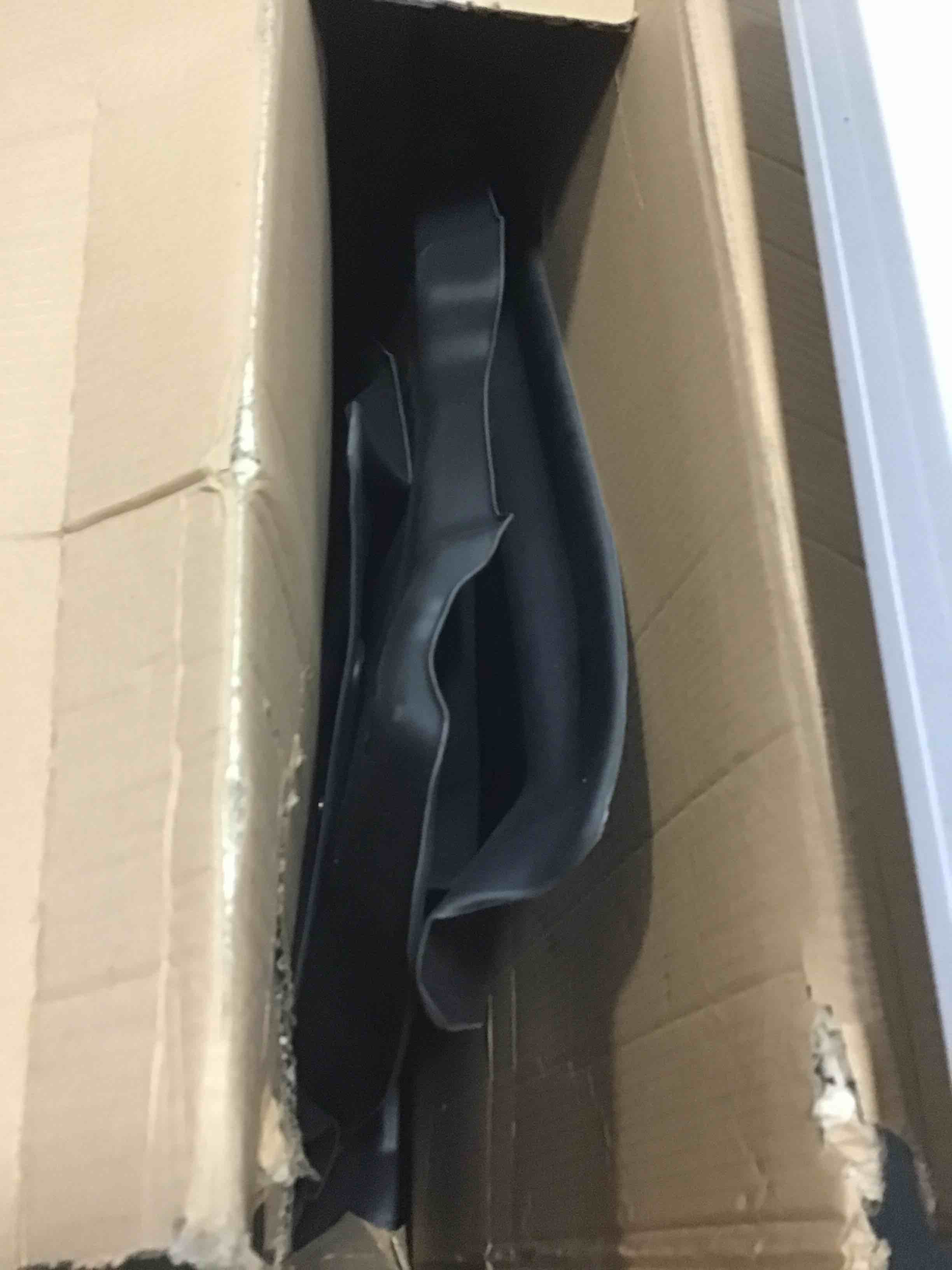 https://s3.amazonaws.com/lotting-images-prod/bidfta/BLU5043044_1686669216940.jpeg