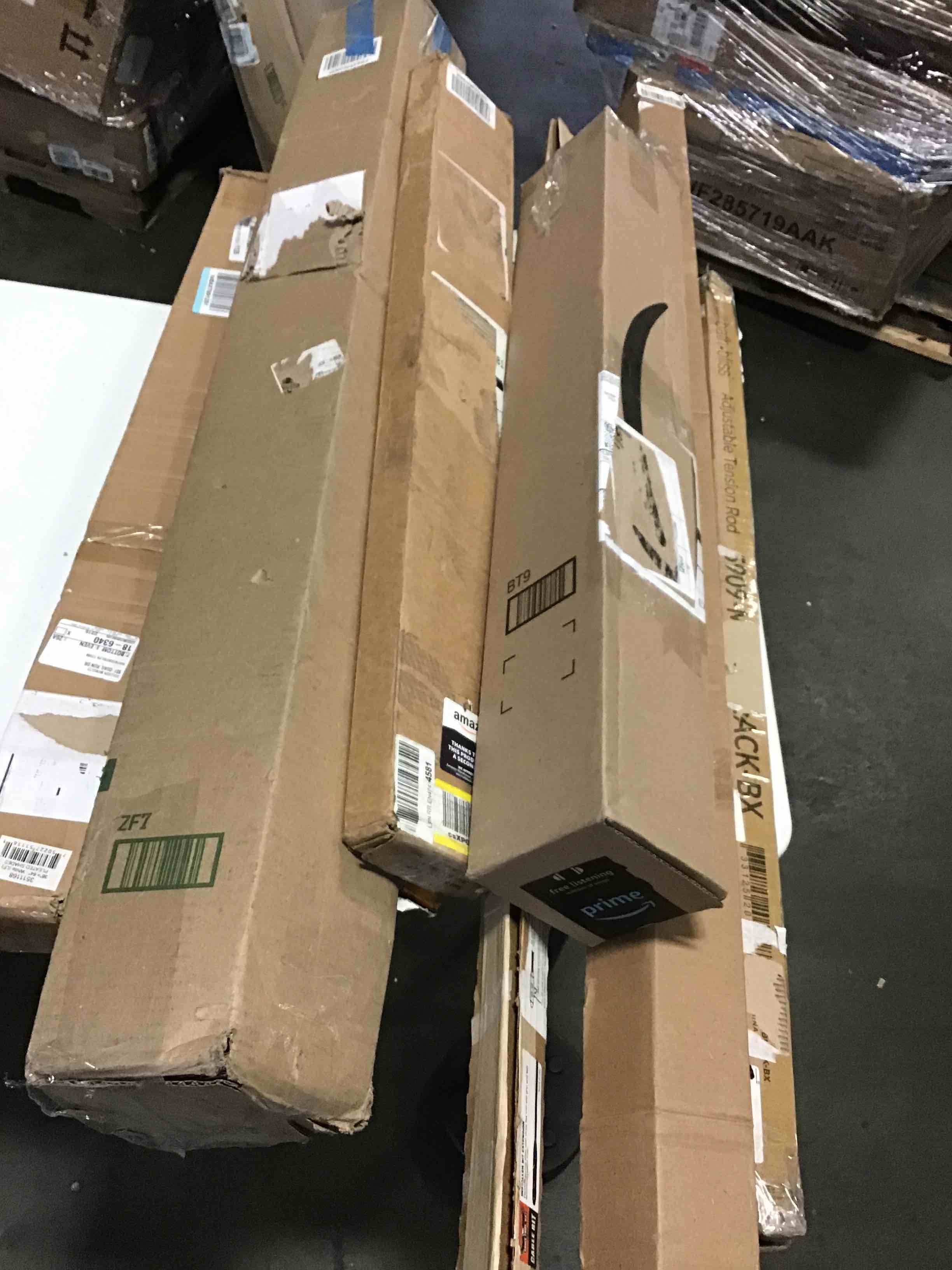 https://s3.amazonaws.com/lotting-images-prod/bidfta/BLU5043162_1686686626674.jpeg