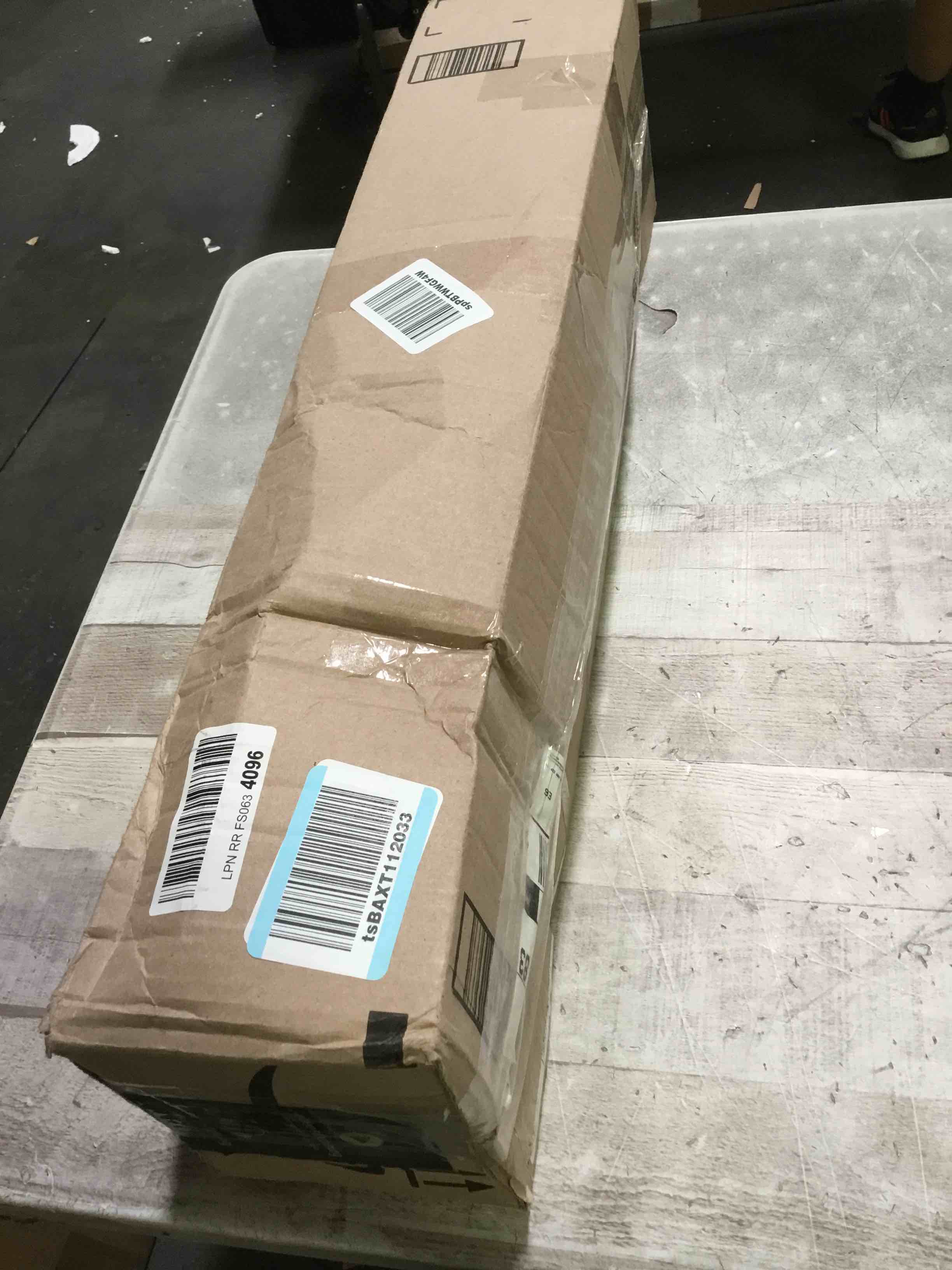 https://s3.amazonaws.com/lotting-images-prod/bidfta/BLU5044830_1686860658696.jpeg