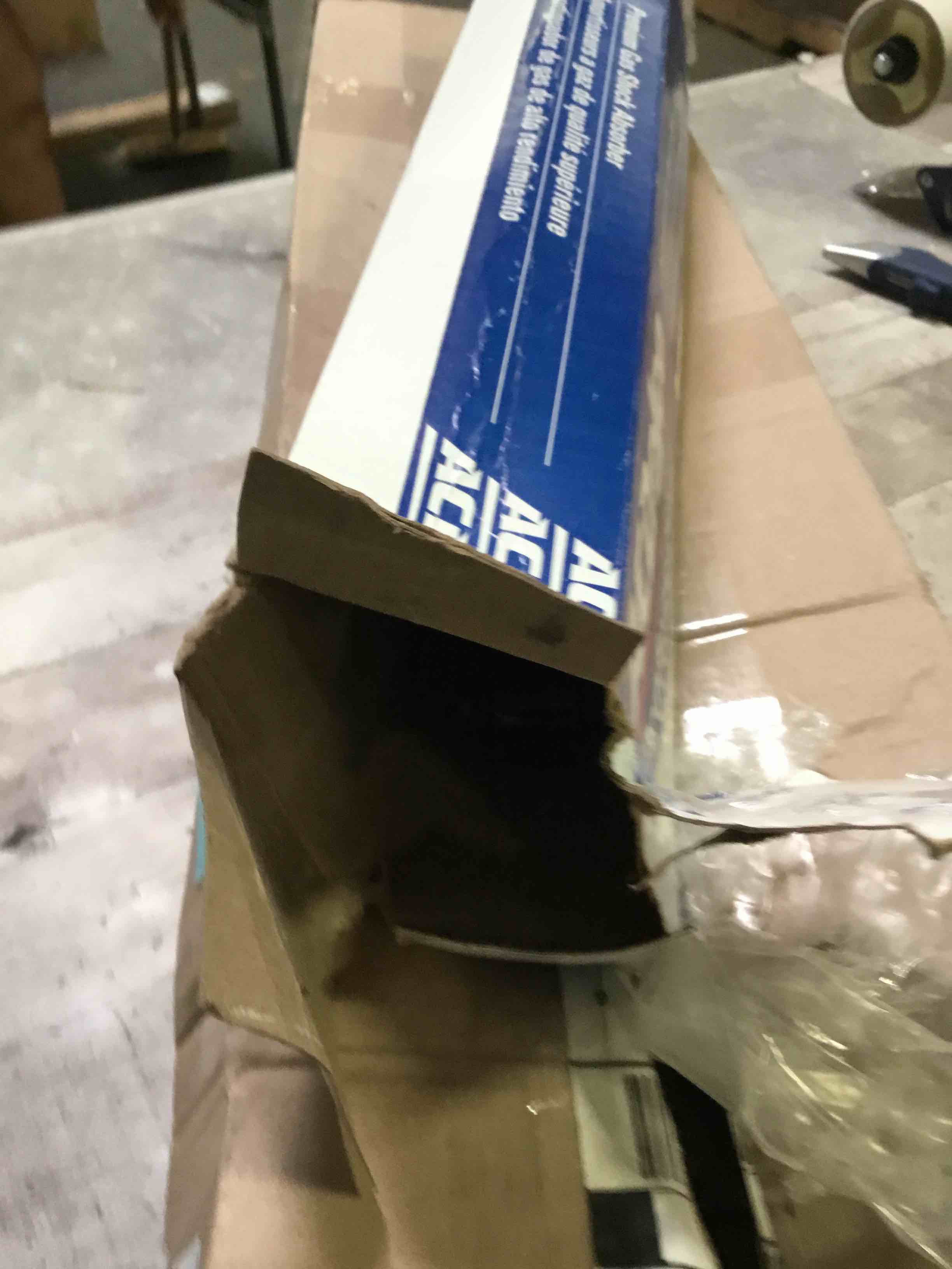 https://s3.amazonaws.com/lotting-images-prod/bidfta/BLU5044830_1686860717994.jpeg