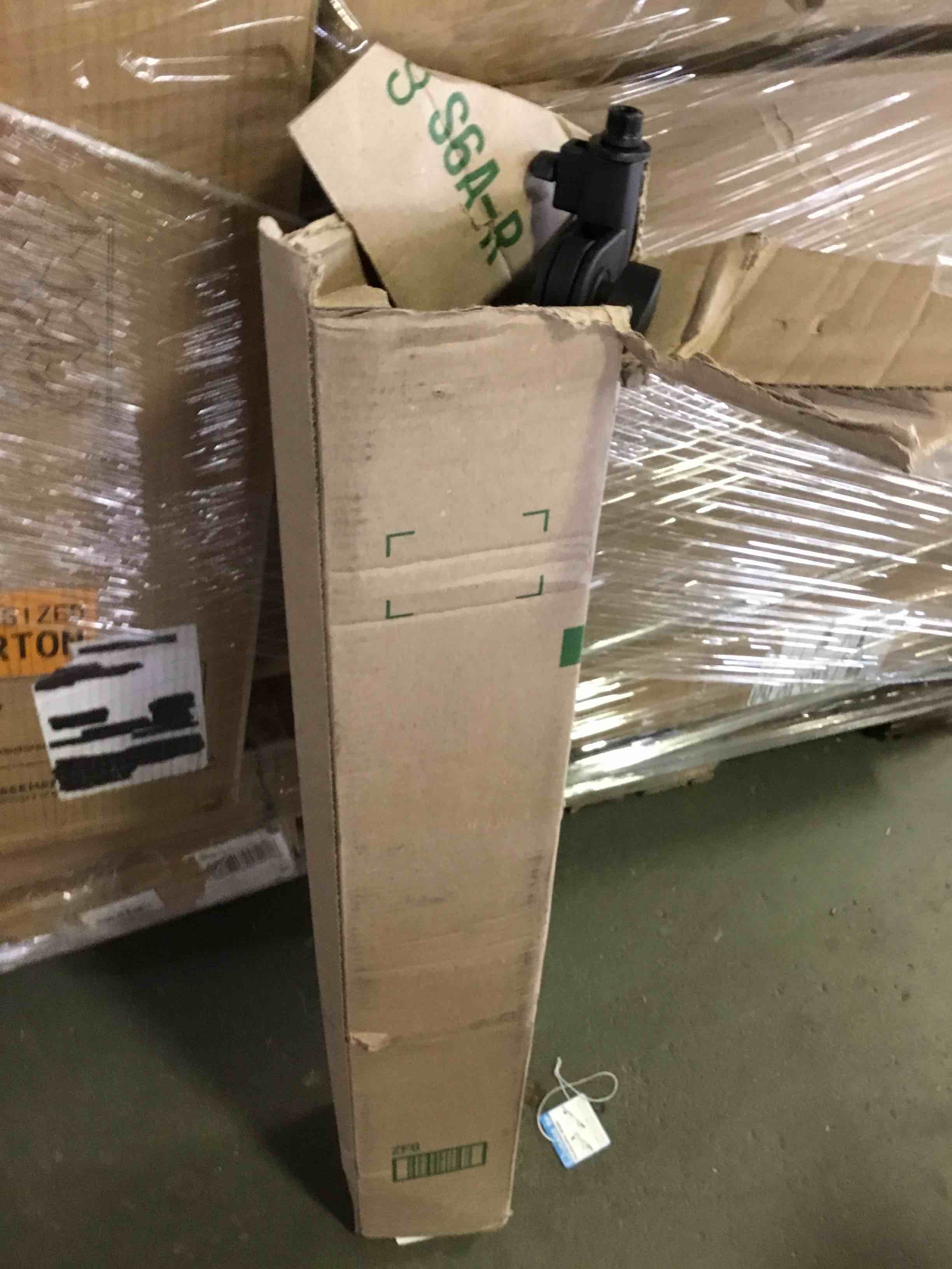 https://s3.amazonaws.com/lotting-images-prod/bidfta/BLU5045437_1686760537010.jpeg