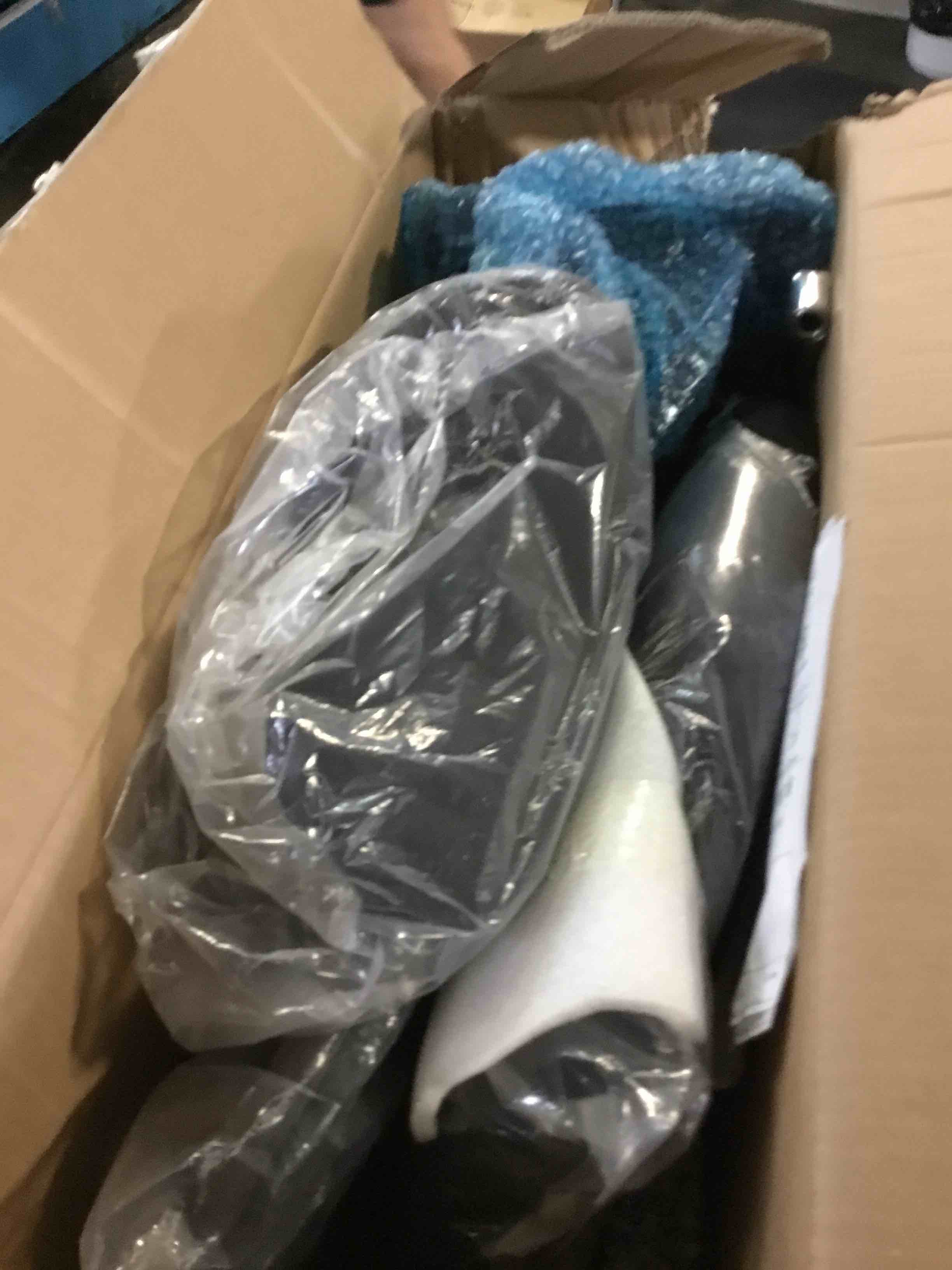 https://s3.amazonaws.com/lotting-images-prod/bidfta/BLU5046018_1687286485124.jpeg