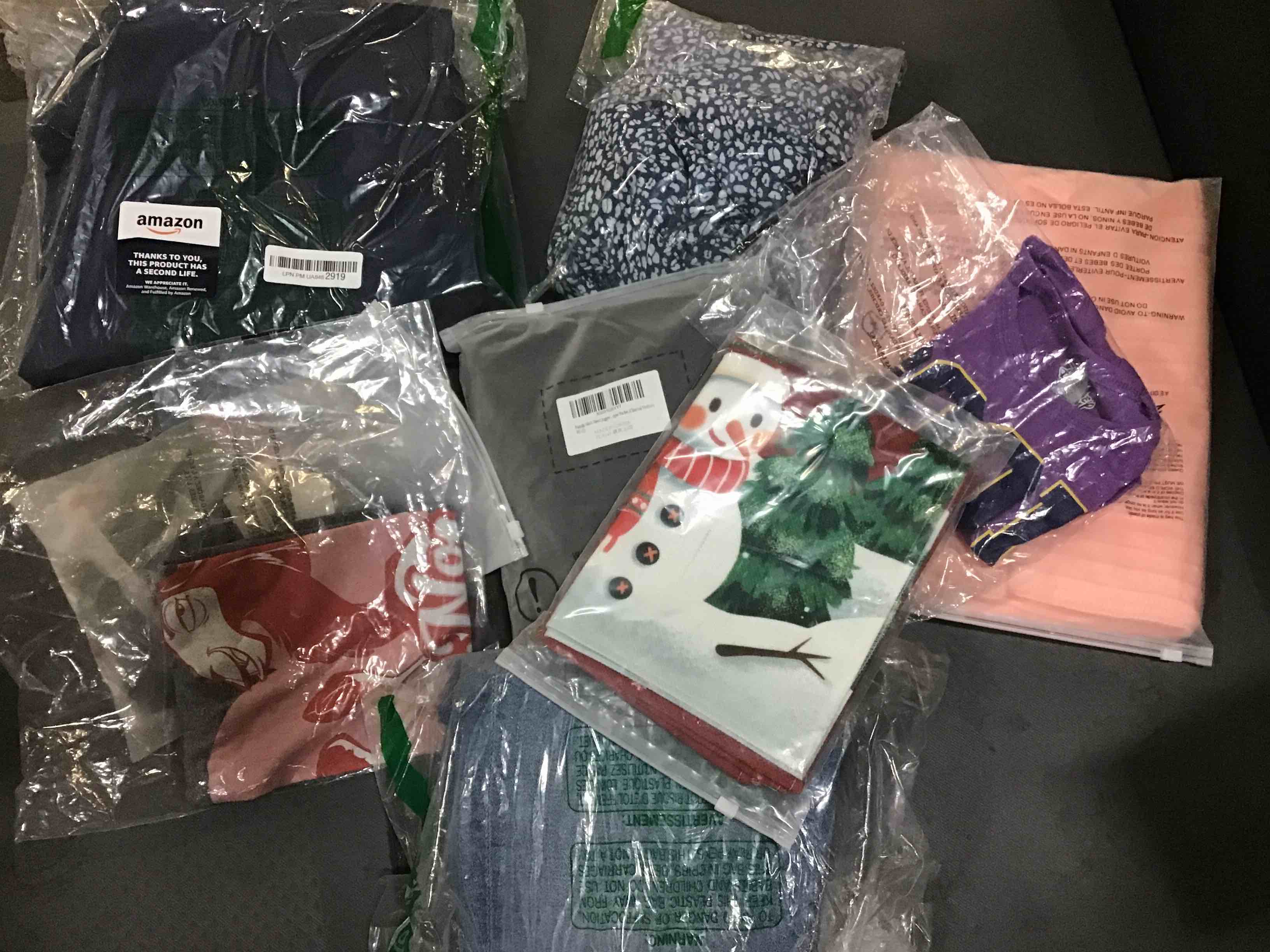 assorted clothing/ linen ( size,color,item,may differ) Womens/ men/ kids