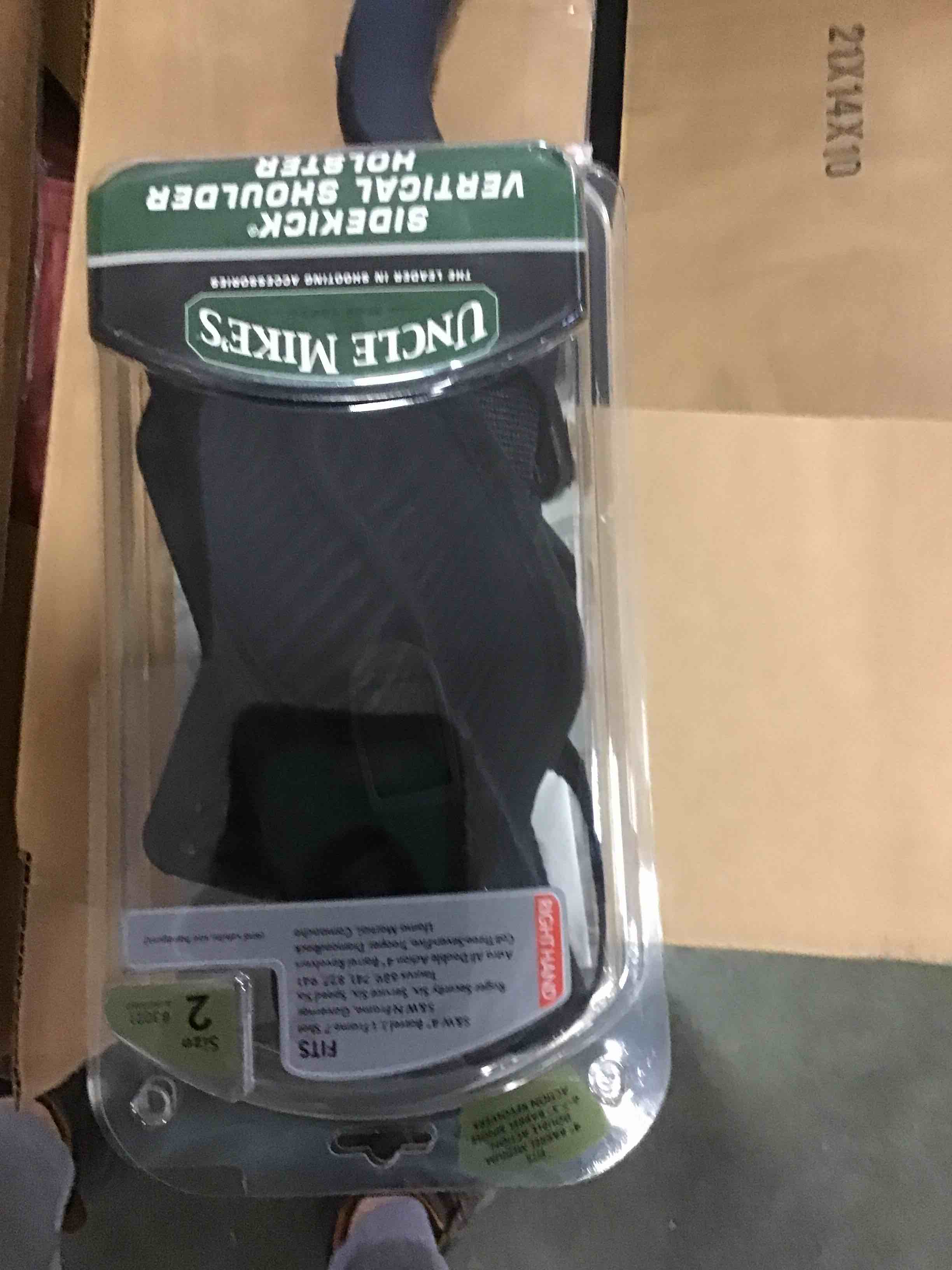 https://s3.amazonaws.com/lotting-images-prod/bidfta/BLU5052747_1685101882156.jpeg