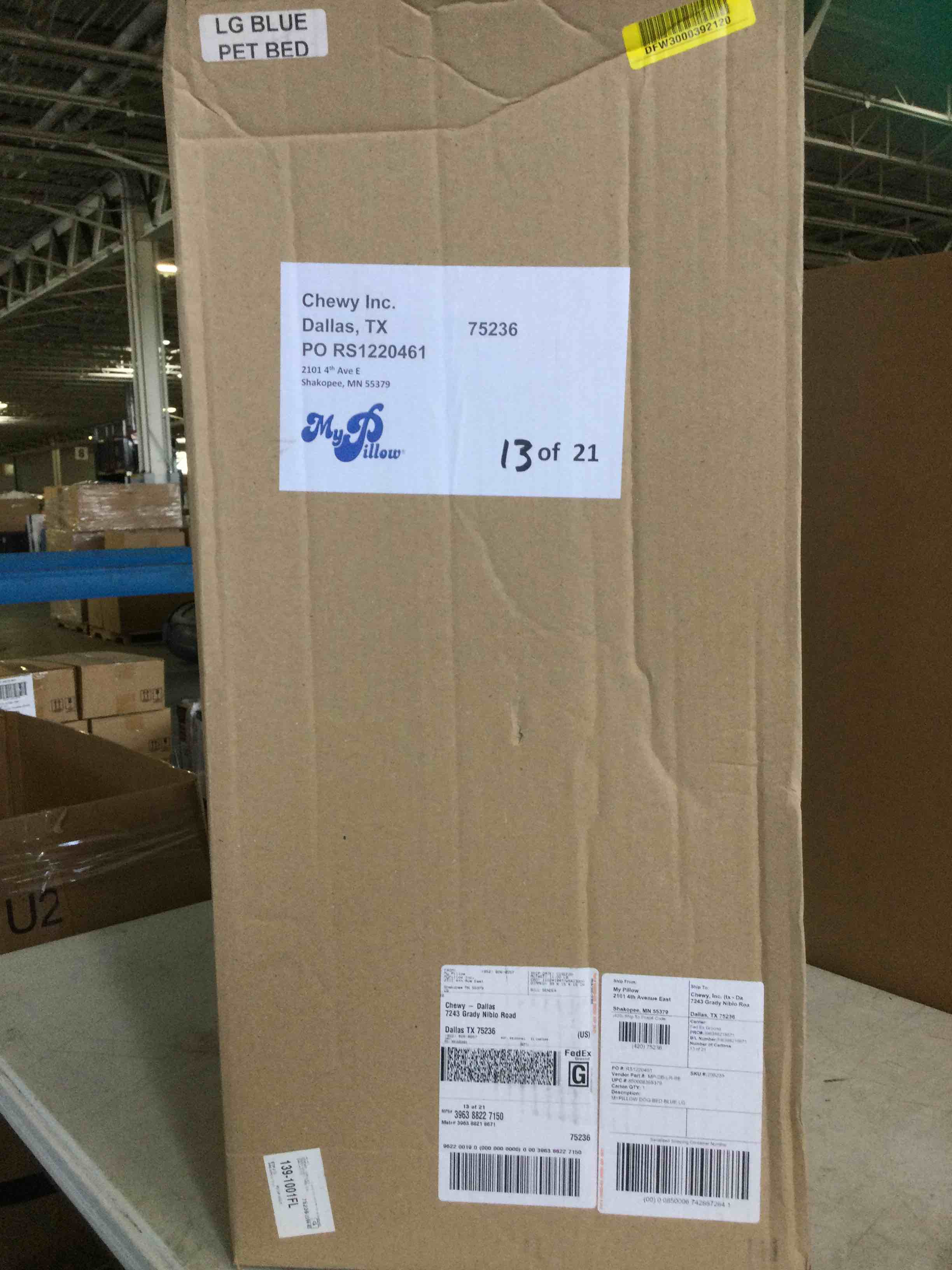 https://s3.amazonaws.com/lotting-images-prod/bidfta/BLU5073962_1695235306771.jpeg