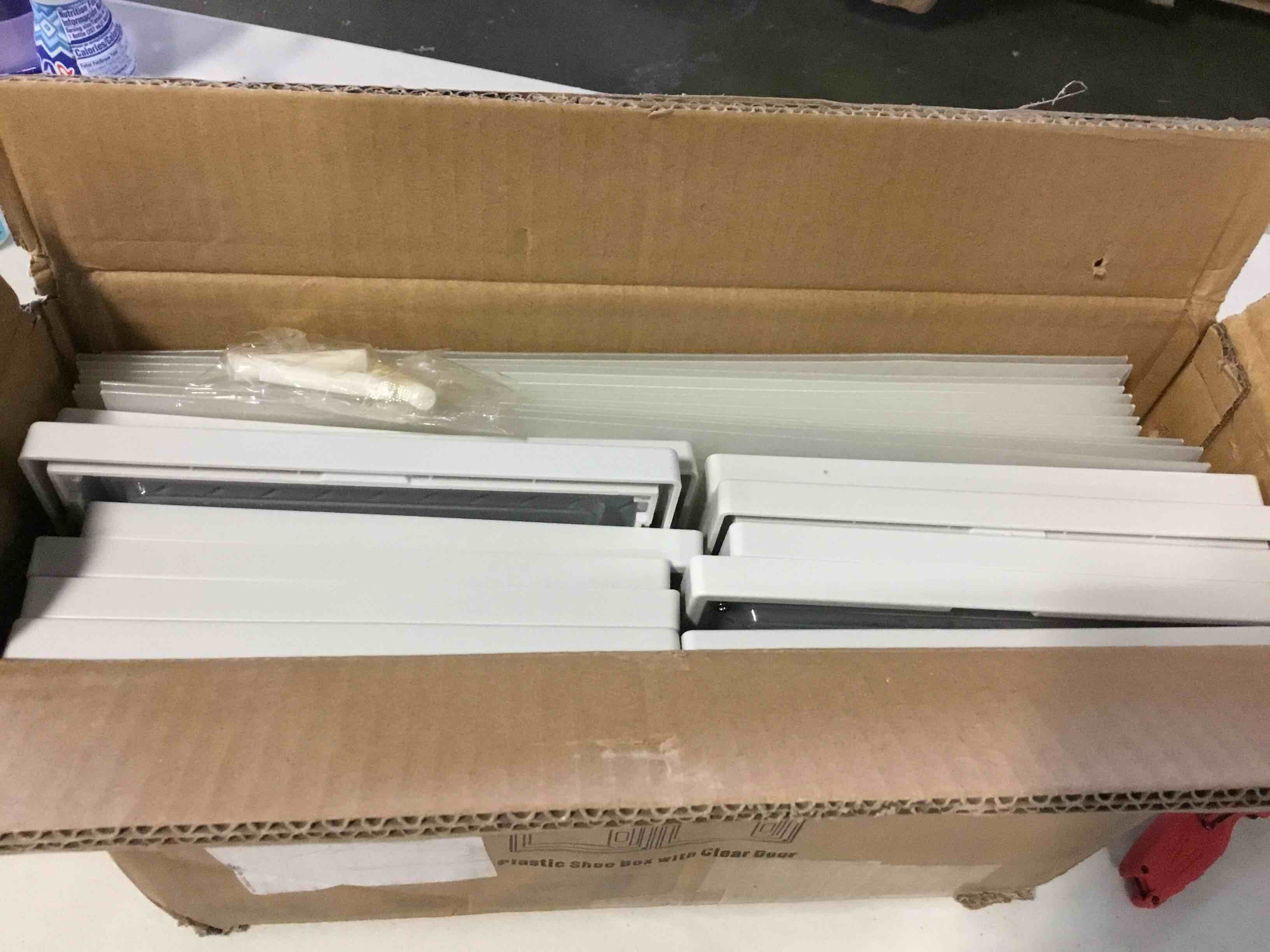 https://s3.amazonaws.com/lotting-images-prod/bidfta/BLU5074806_1695742497811.jpeg