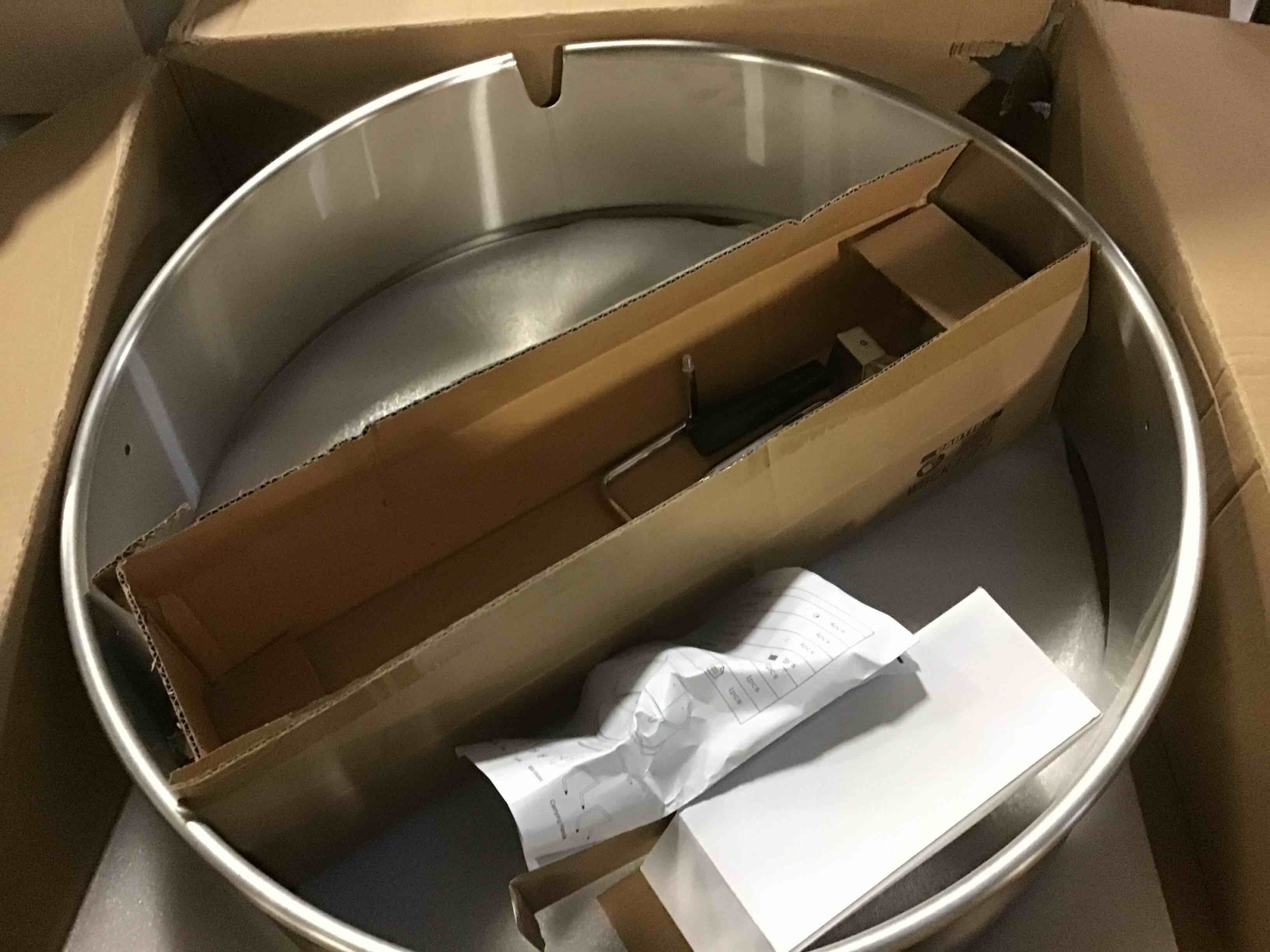 https://s3.amazonaws.com/lotting-images-prod/bidfta/BLU5075116_1695641355120.jpeg