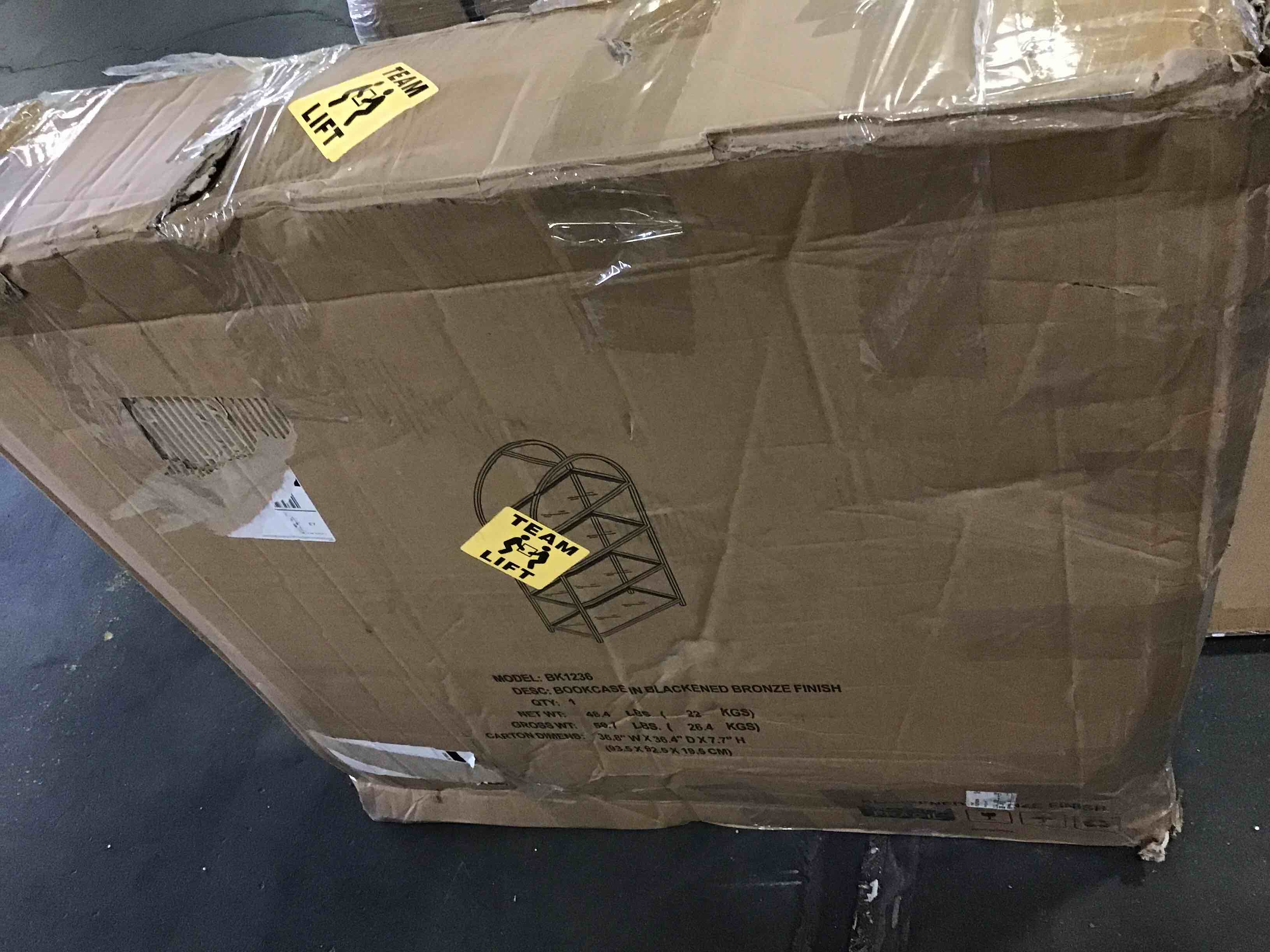https://s3.amazonaws.com/lotting-images-prod/bidfta/BLU5075176_1695656138511.jpeg