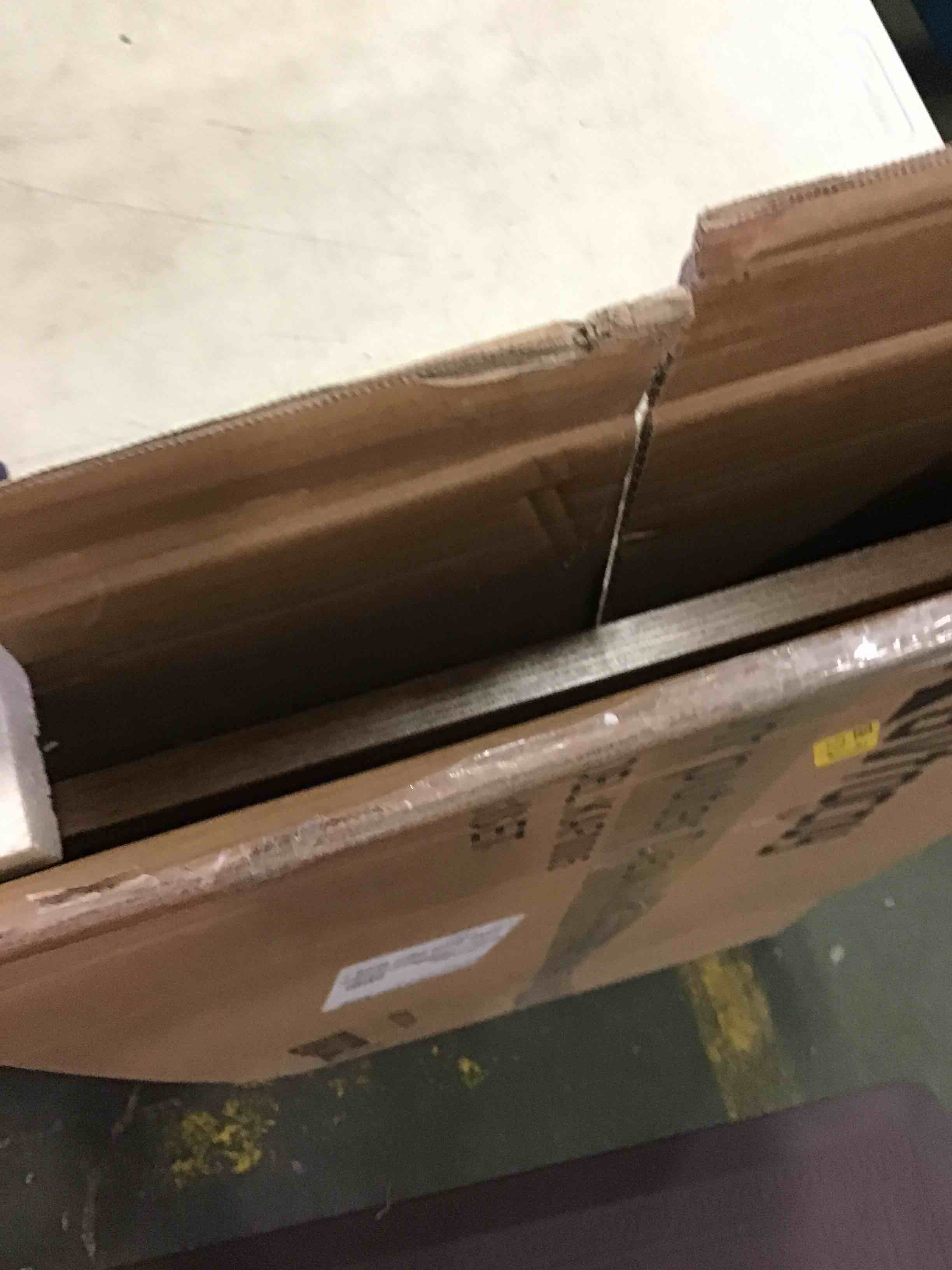https://s3.amazonaws.com/lotting-images-prod/bidfta/BLU5075238_1696015384709.jpeg