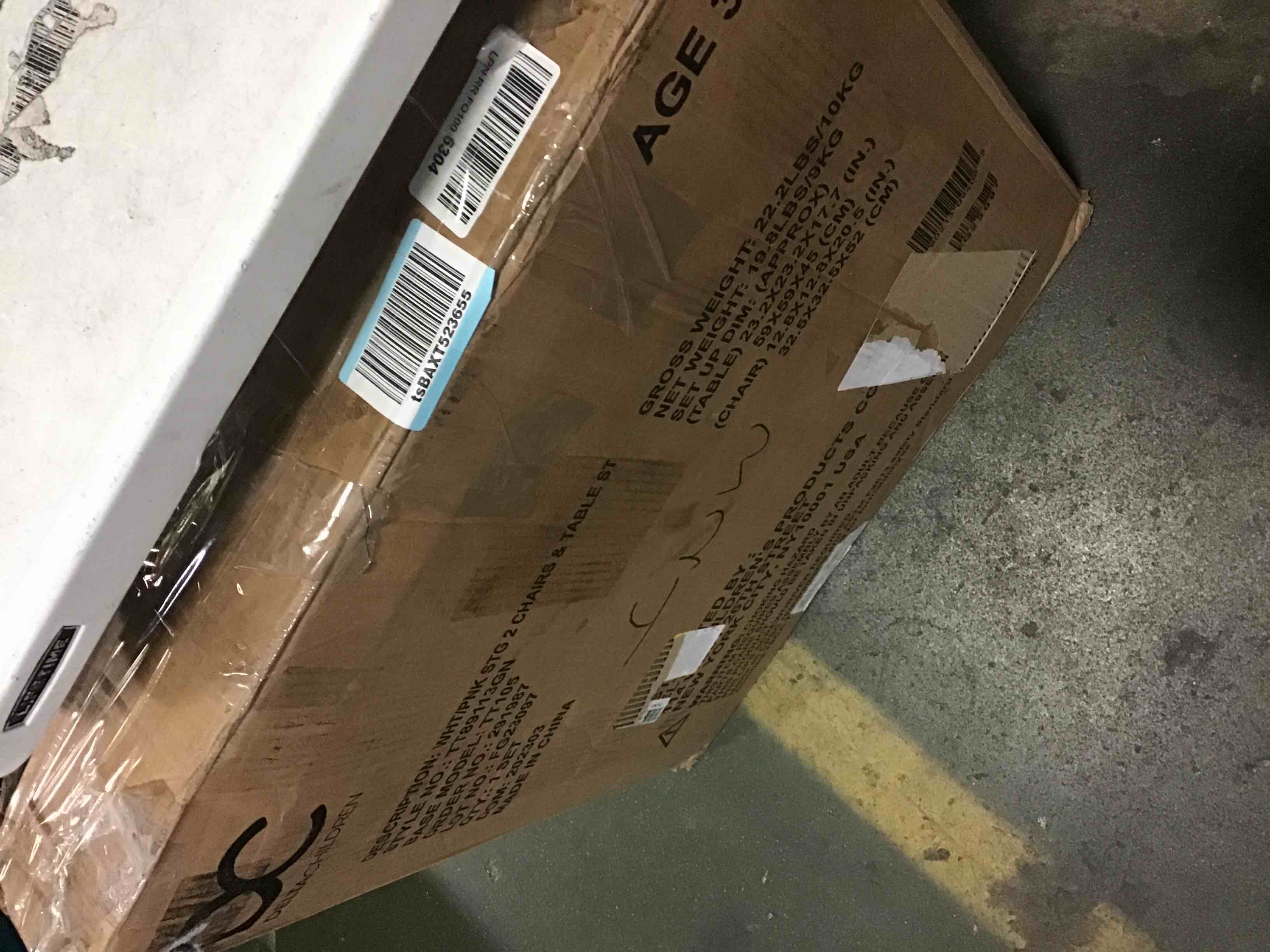 https://s3.amazonaws.com/lotting-images-prod/bidfta/BLU5075274_1696245492116.jpeg