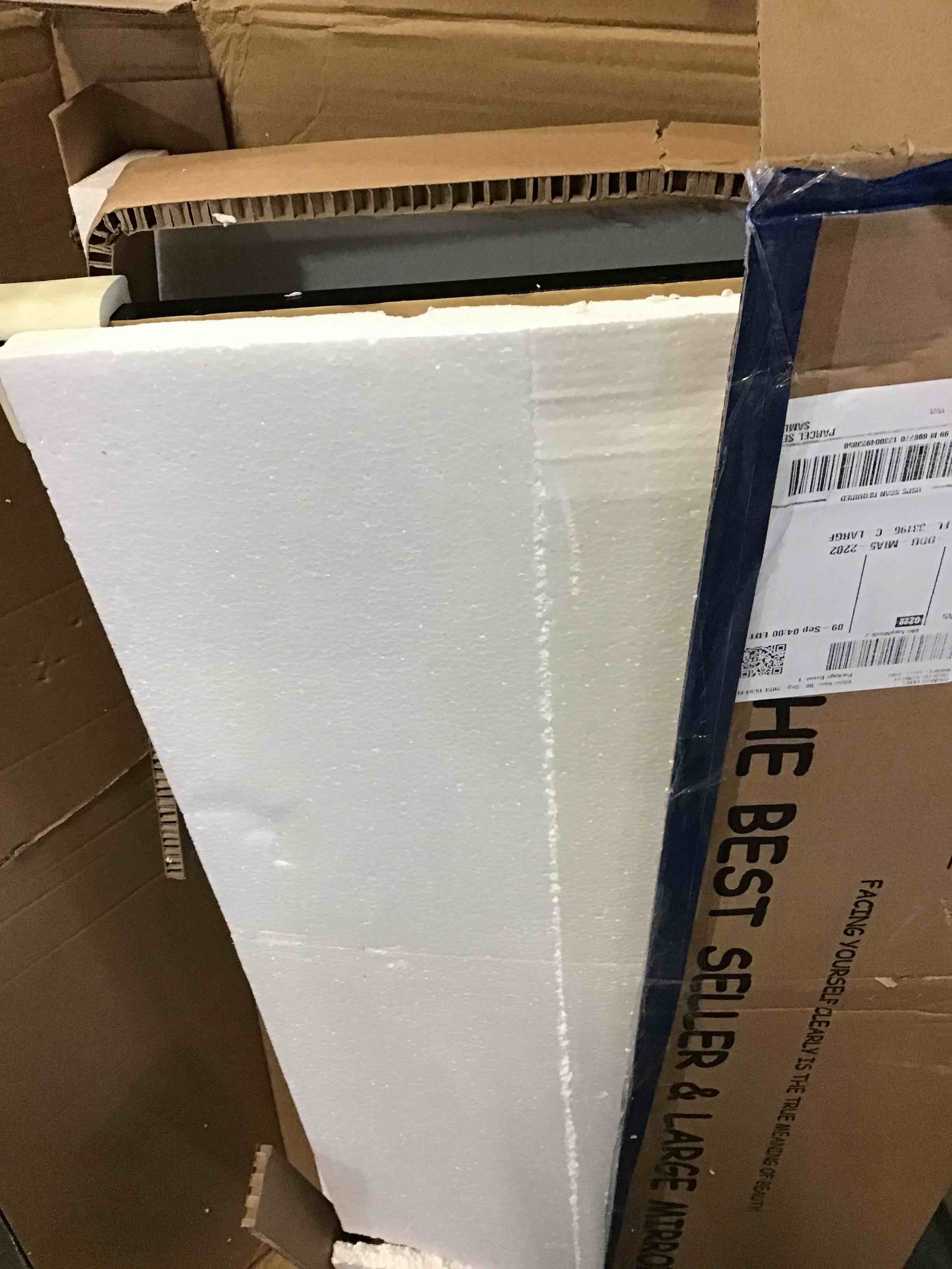 https://s3.amazonaws.com/lotting-images-prod/bidfta/BLU5075441_1696274921066.jpeg