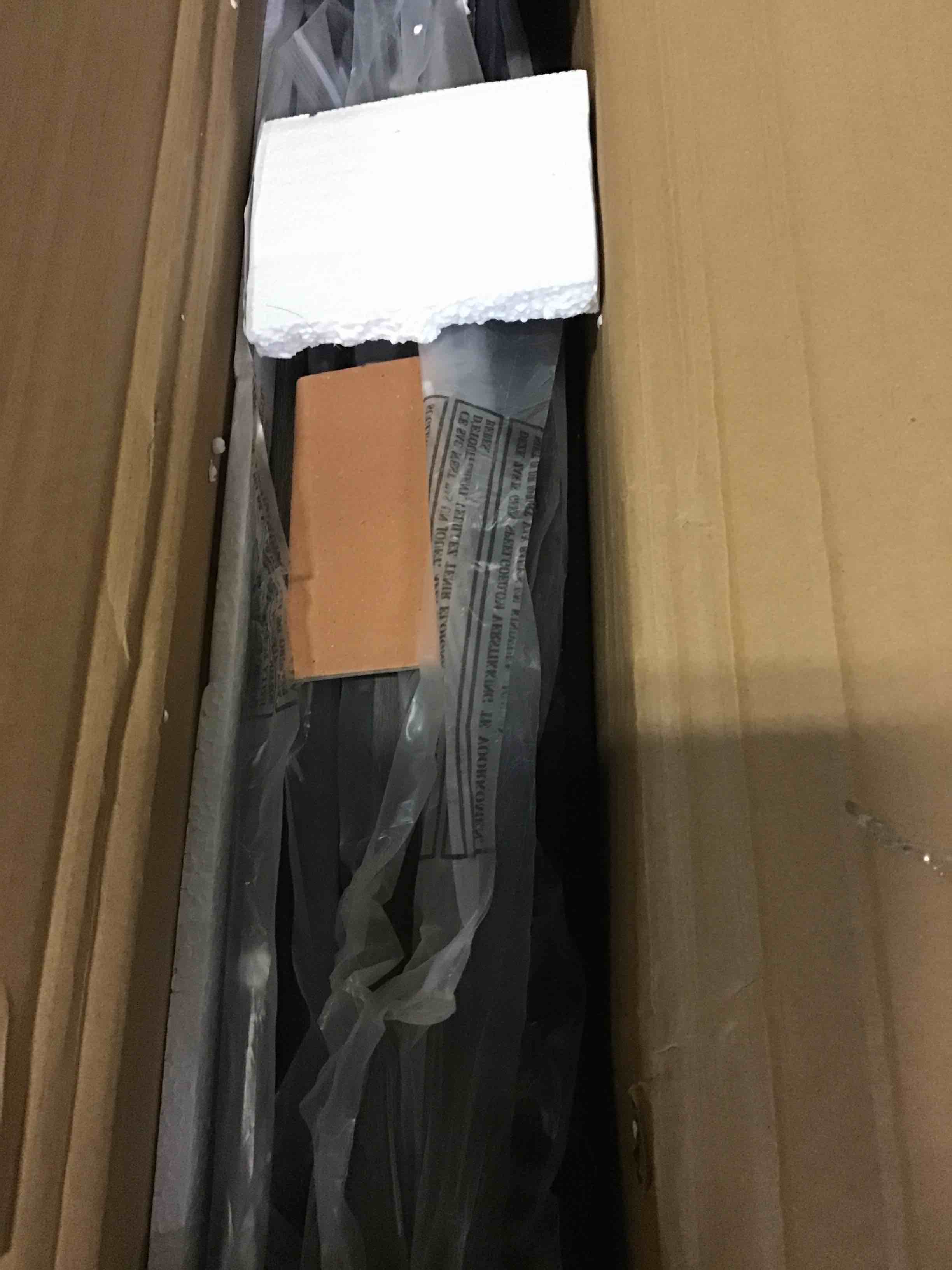 https://s3.amazonaws.com/lotting-images-prod/bidfta/BLU5075480_1696332230105.jpeg
